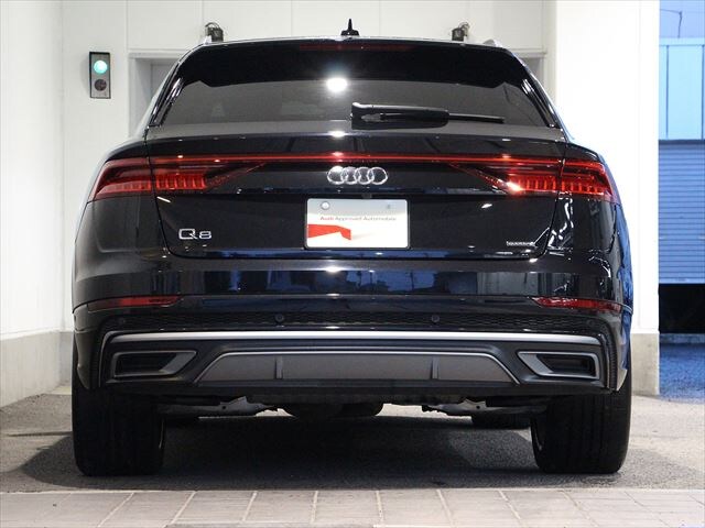 Image about Audi Q8 55 TFSI quattro S line 250(340) kW(PS) tiptronic