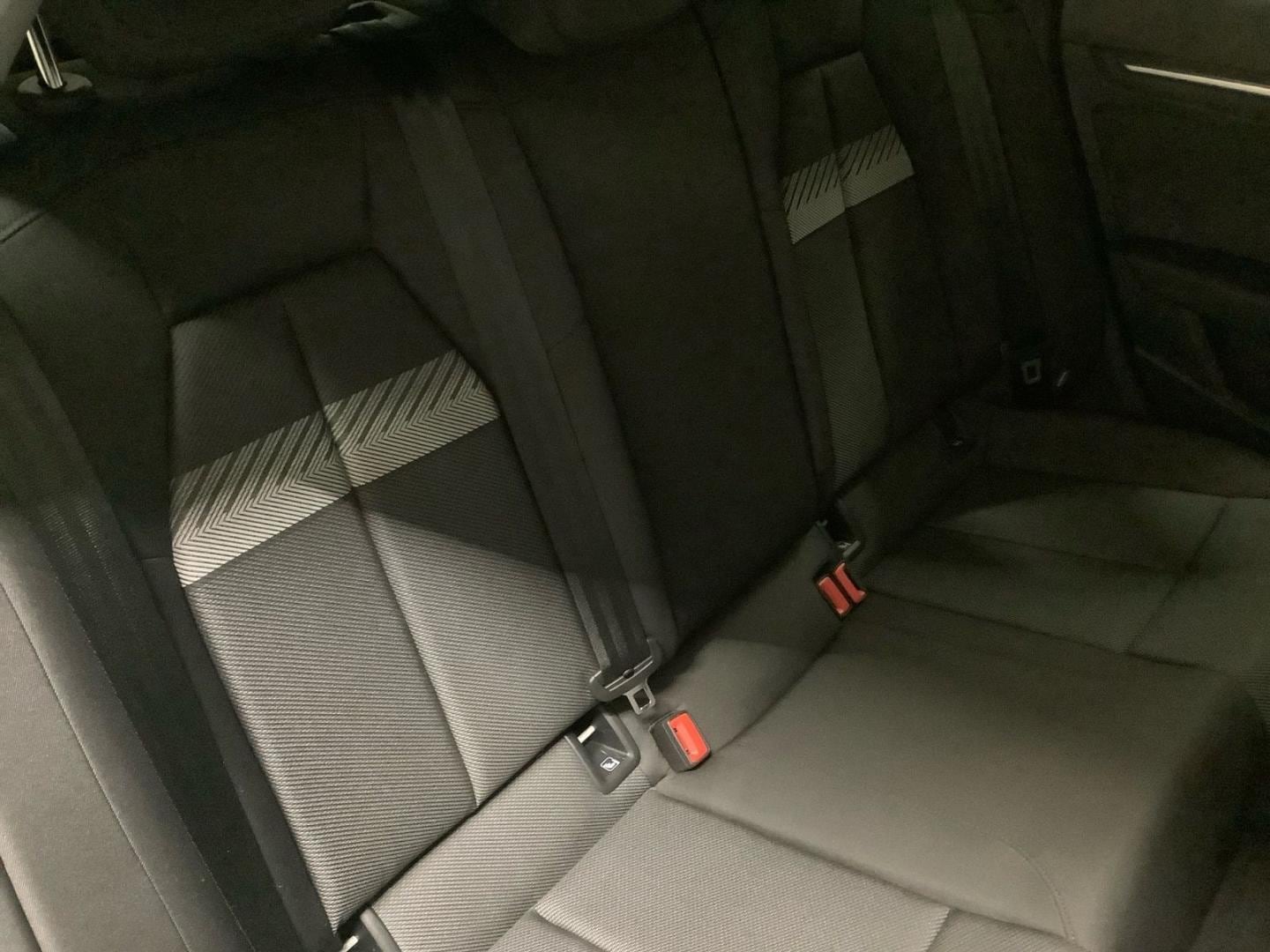 Bild über Audi A3 Sportback S line 35 TFSI S tronic - für weitere Informationen kontaktieren Sie den Audi Partner