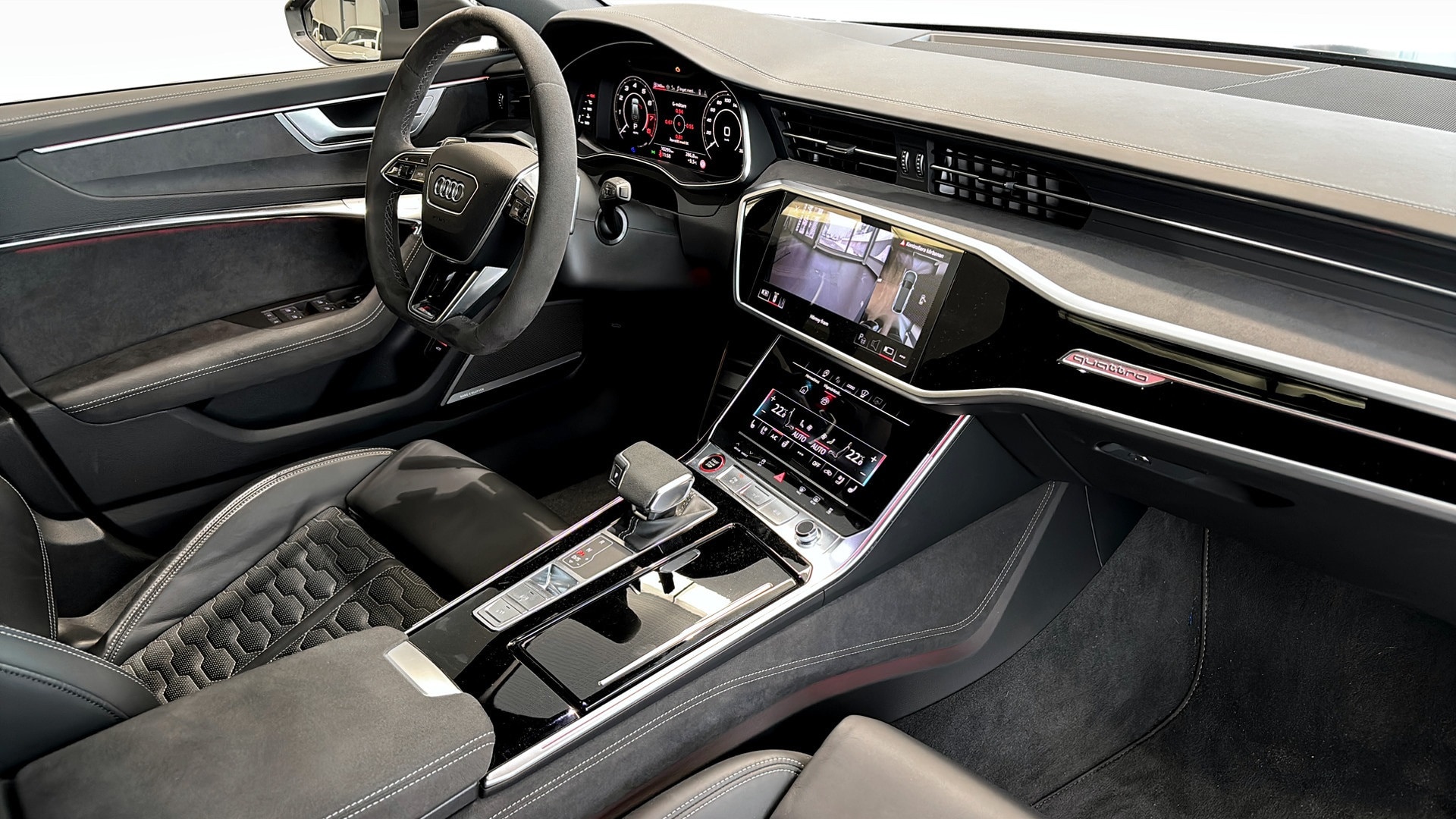 Bild som visar Audi RS 6 Avant RS 6 Avant performance 630 hk tiptronic - för mer information kontakta din Audi Partner