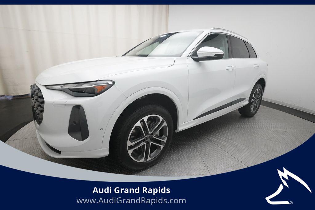 2026 Audi Q5 Premium quattro's photo