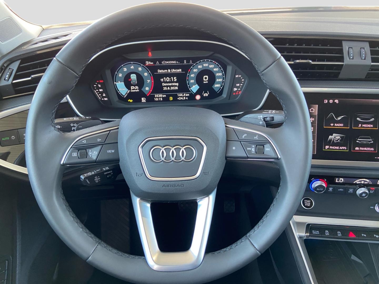 Bild über Audi Q3 Sportback TFSI 110 kW S tronic - für weitere Informationen kontaktieren Sie den Audi Partner