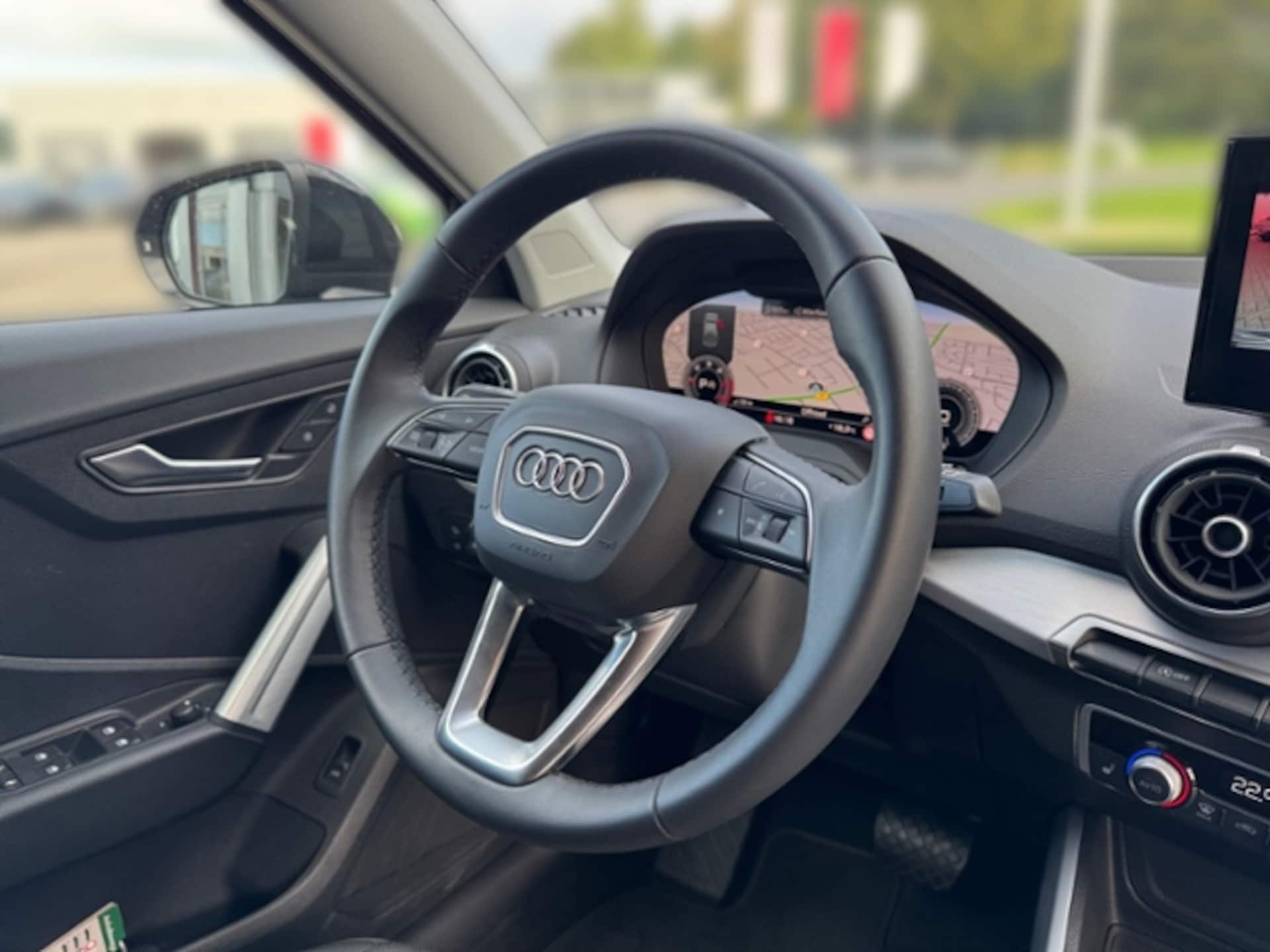 Audi Q2 S line