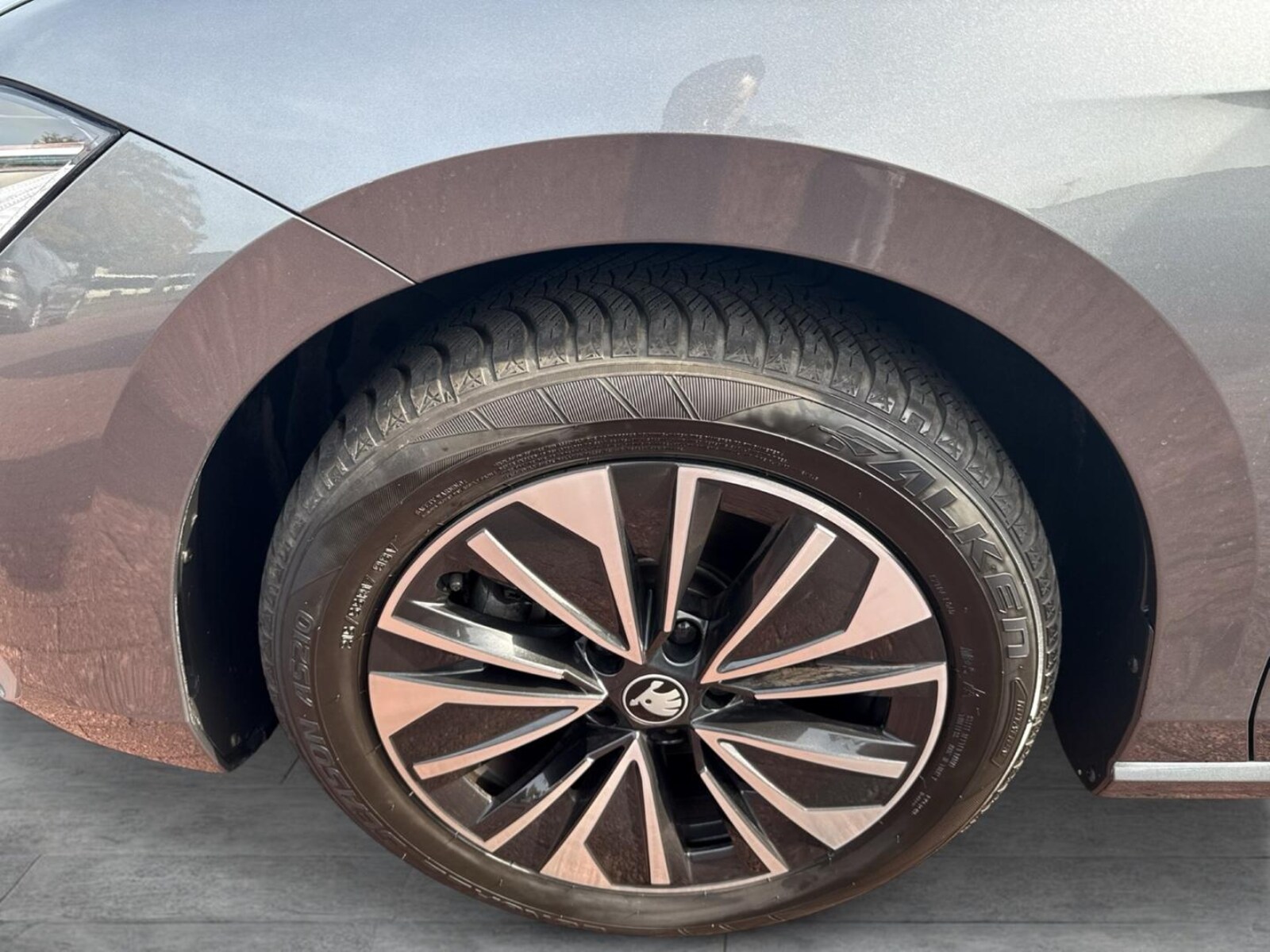 Škoda Superb Combi – Bild 8