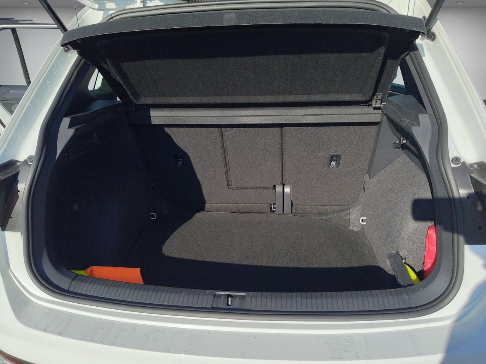 Volkswagen Tiguan – Bild 14