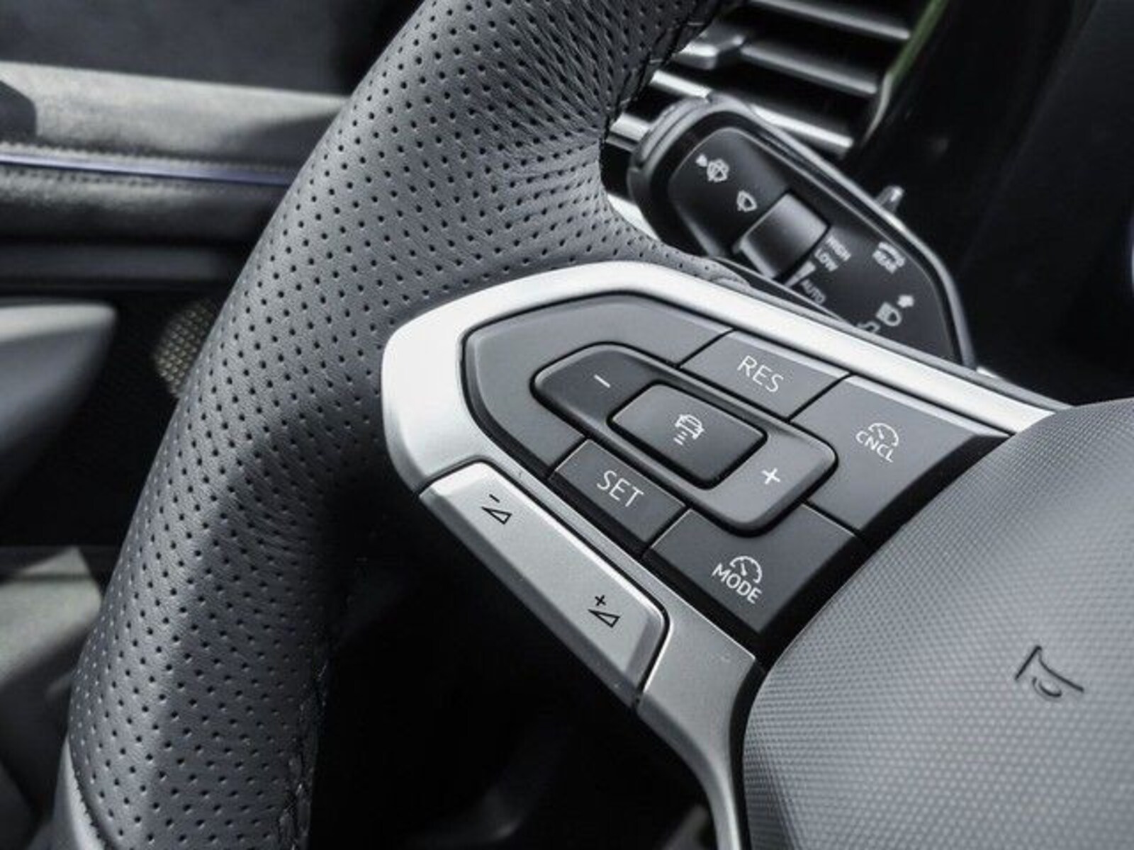 Volkswagen Passat – Bild 25