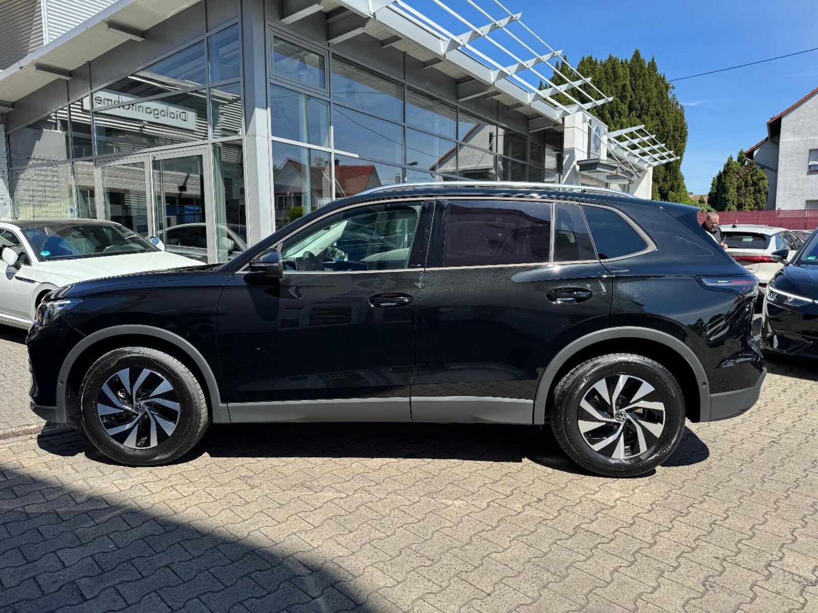 Volkswagen Tiguan – Bild 17