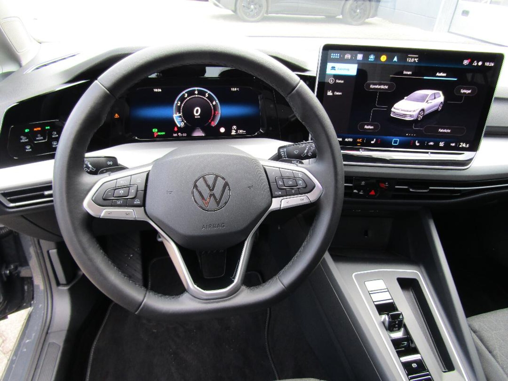 Volkswagen Golf Life
