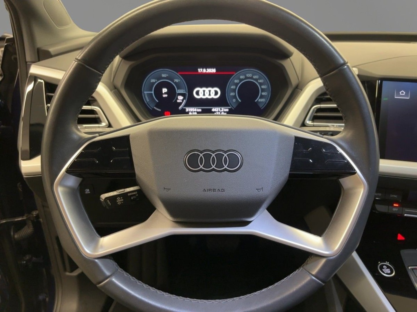 Bild über Audi Q4 e-tron 40 e-tron - für weitere Informationen kontaktieren Sie den Audi Partner
