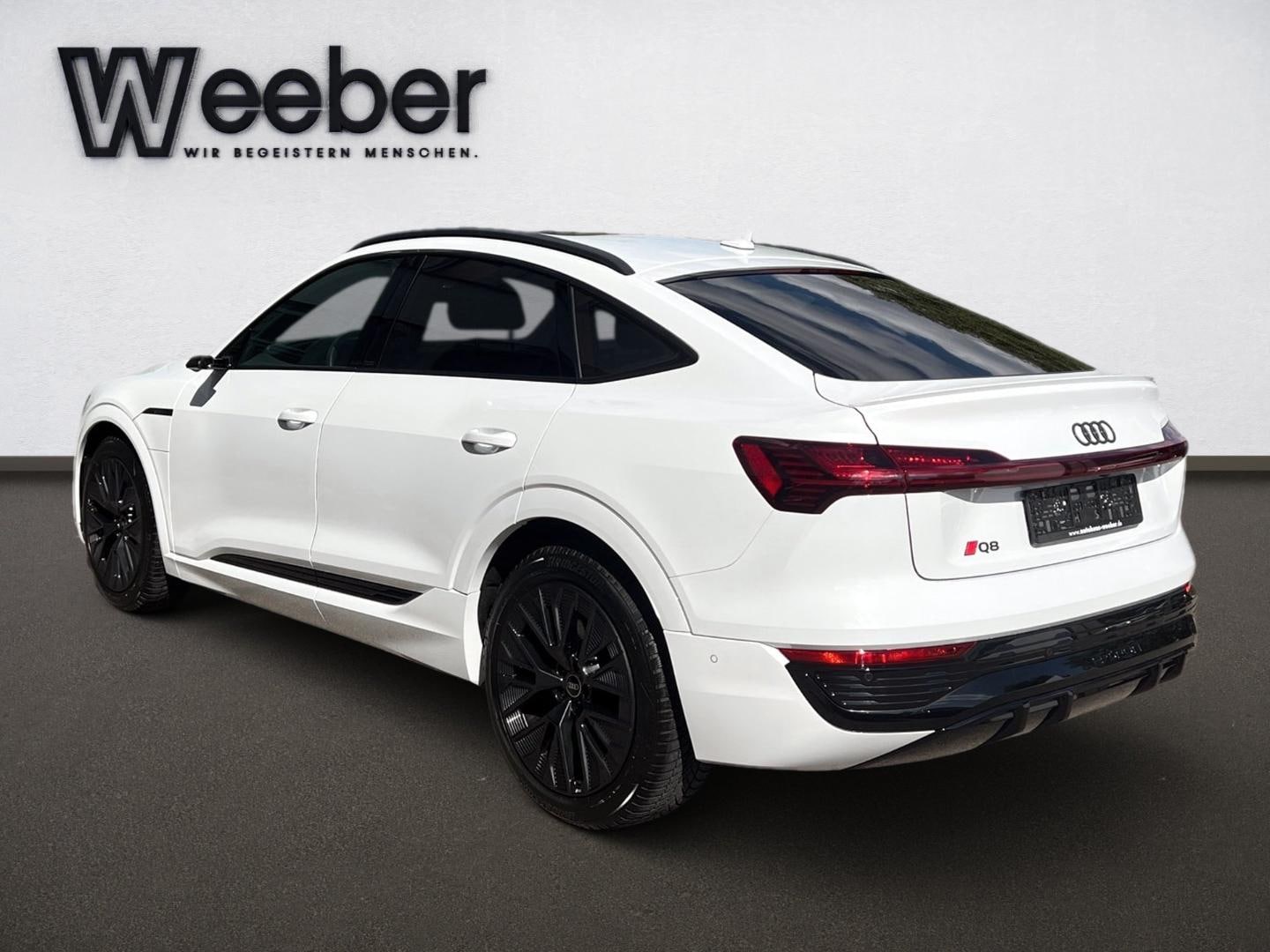 Bild über Audi Q8 Sportback e-tron S line 55 e-tron quattro - für weitere Informationen kontaktieren Sie den Audi Partner