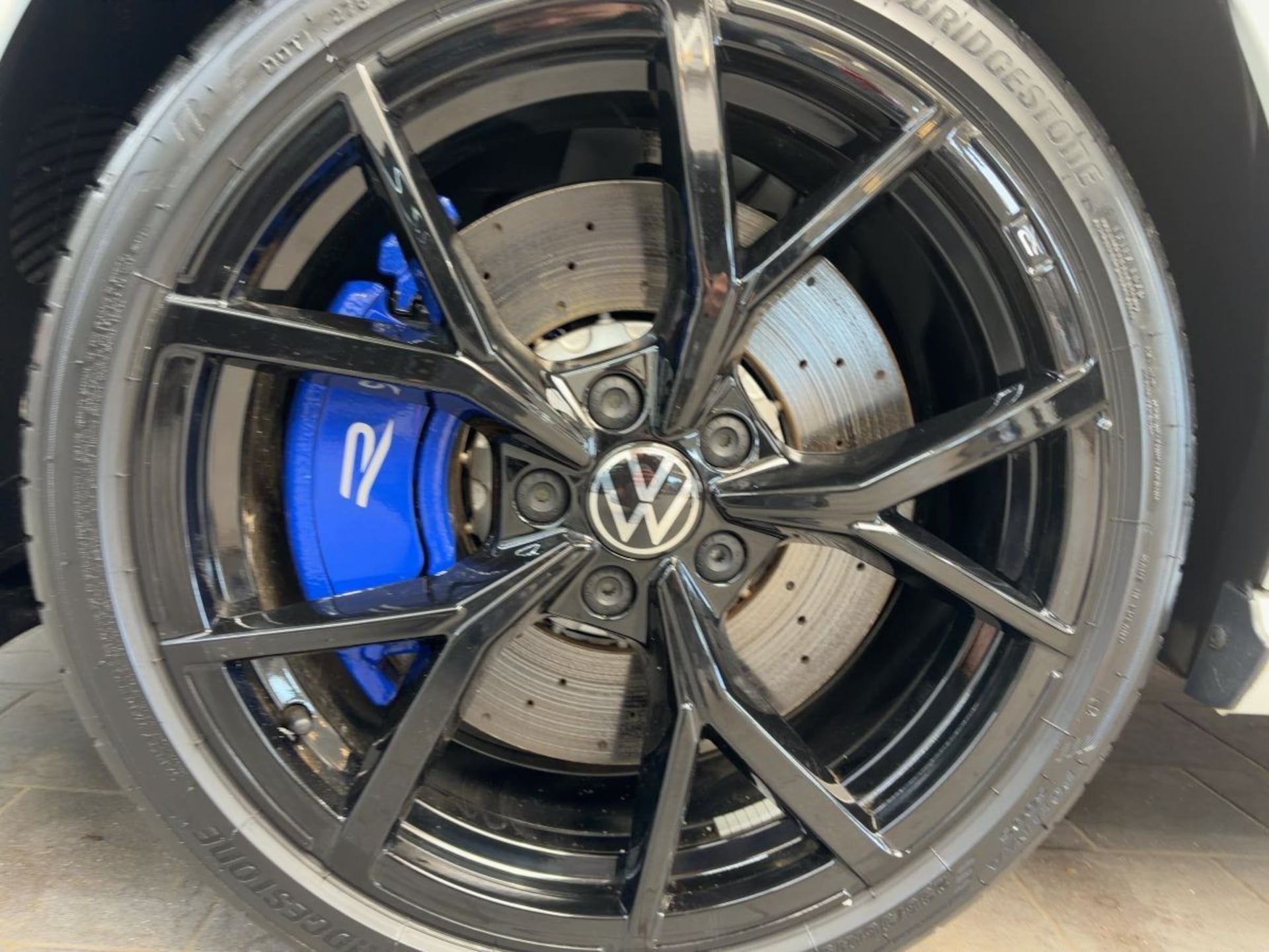 Volkswagen Golf R
