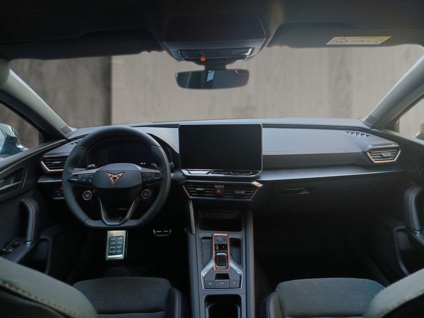 CUPRA Leon León 1.5 eTSI DSG 110 kW (150 CV) — photo 4