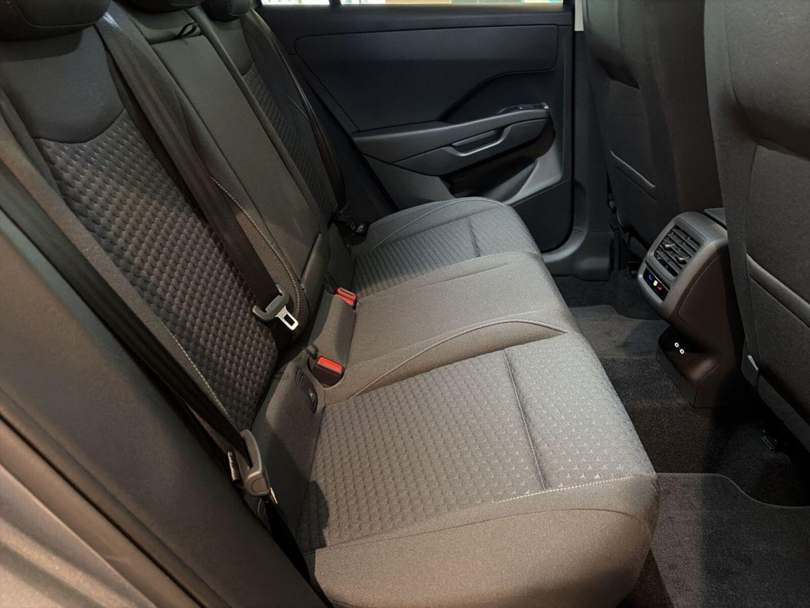 Volkswagen T-Roc – Bild 9