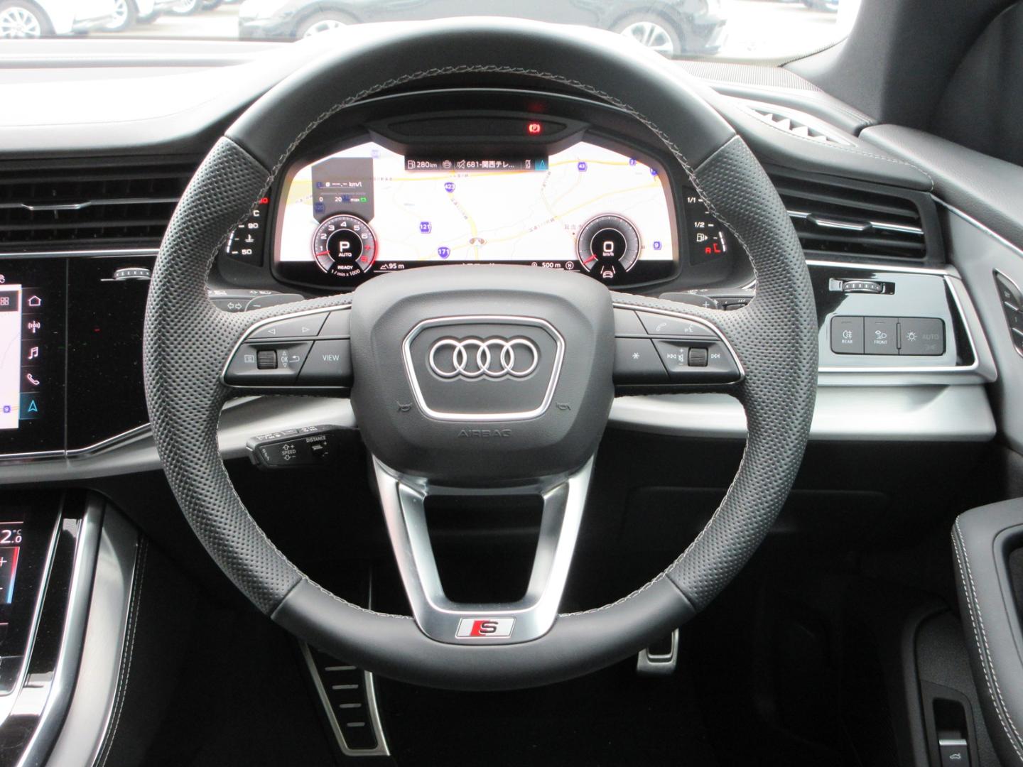 Audi Q8 SUV 55 TFSI quattro S line 250(340) kW(PS) tiptronic for more details contact your dealer