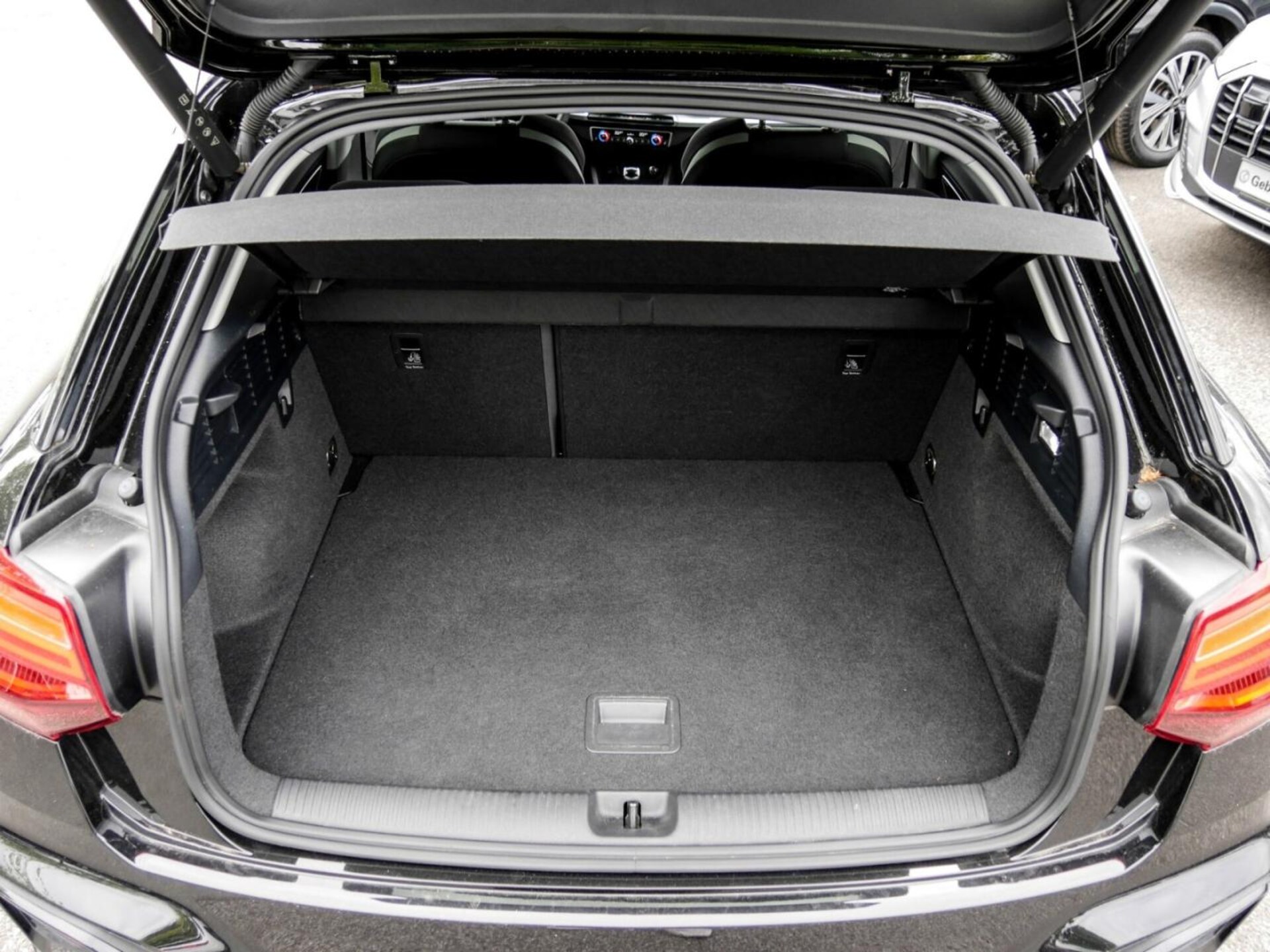 Audi Q2 S line