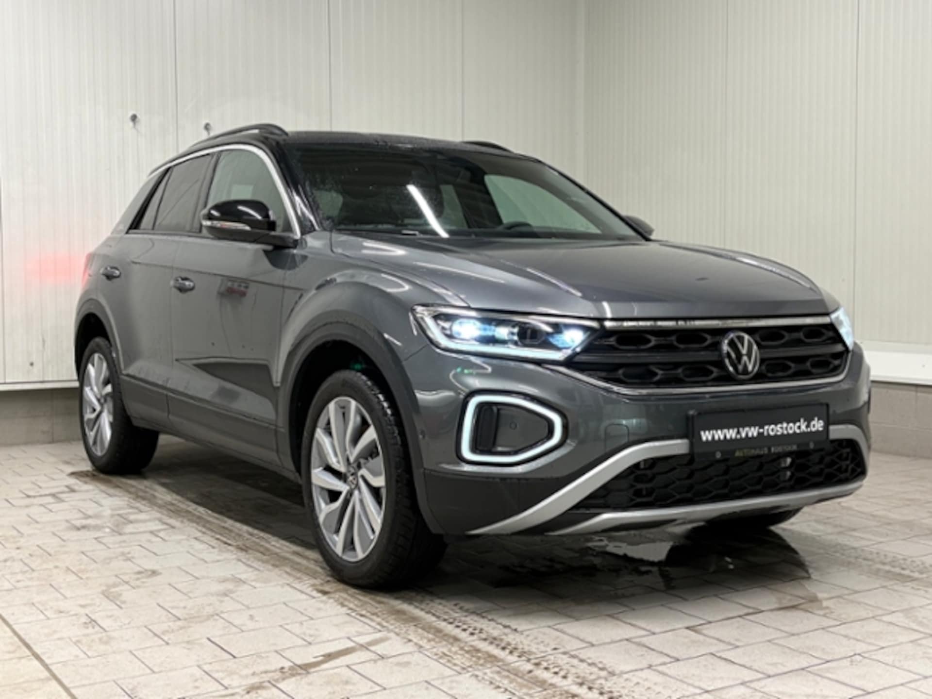 Volkswagen T-Roc Life