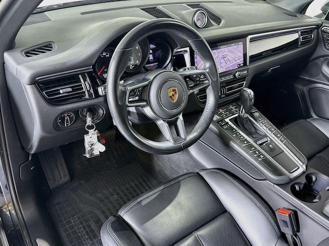 2021 Porsche Macan