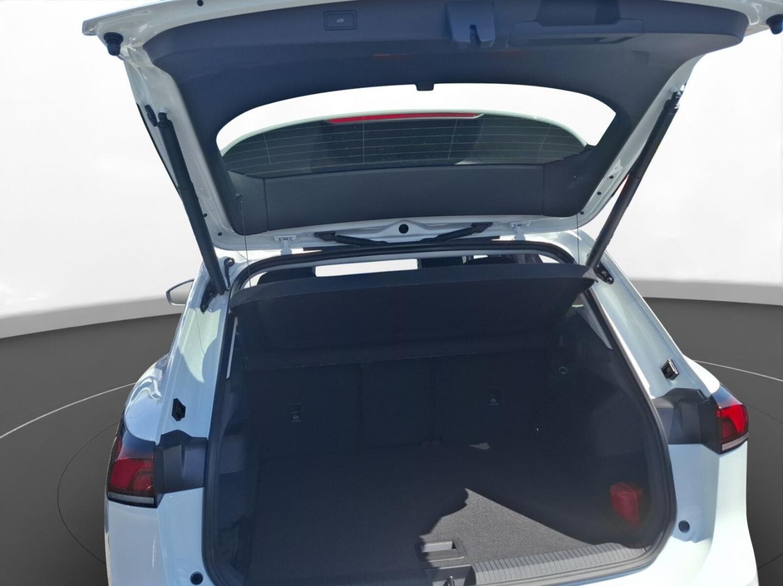 Volkswagen Tiguan – Bild 8
