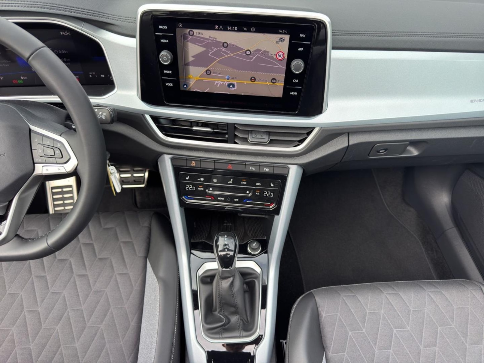 Volkswagen T-Roc Cabriolet – Bild 12