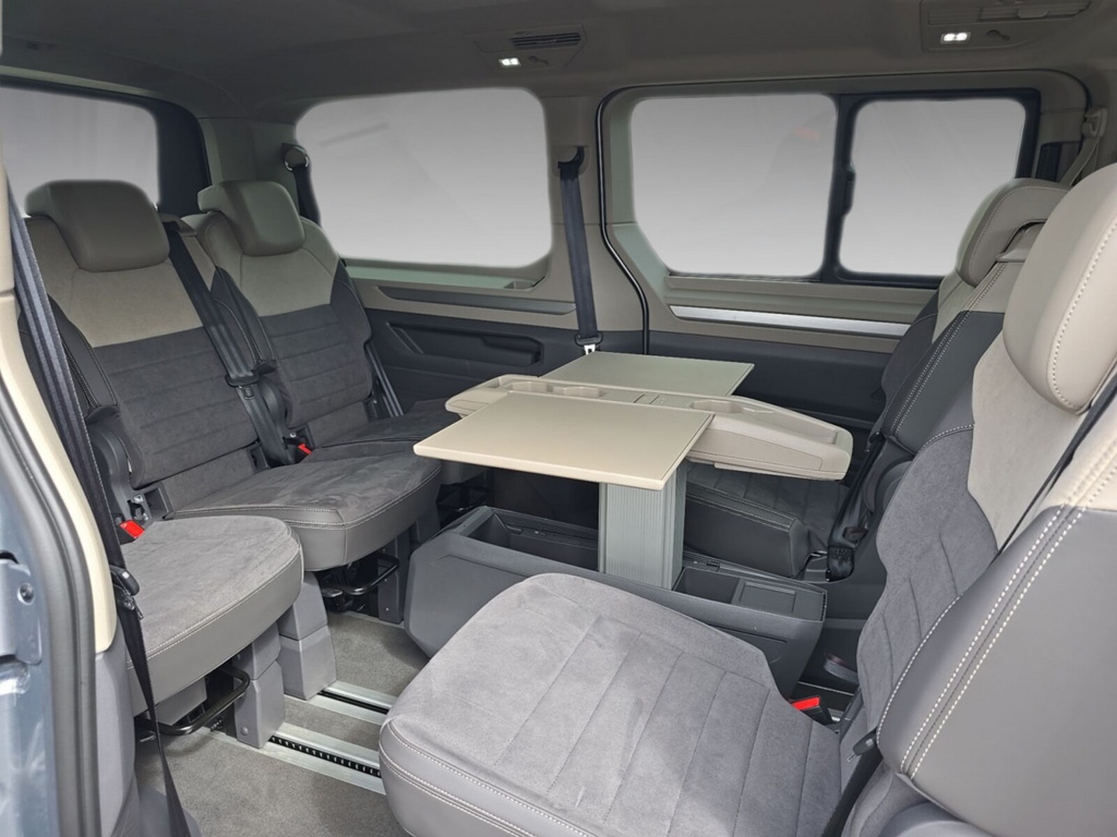 Volkswagen Multivan Langversion – Bild 11