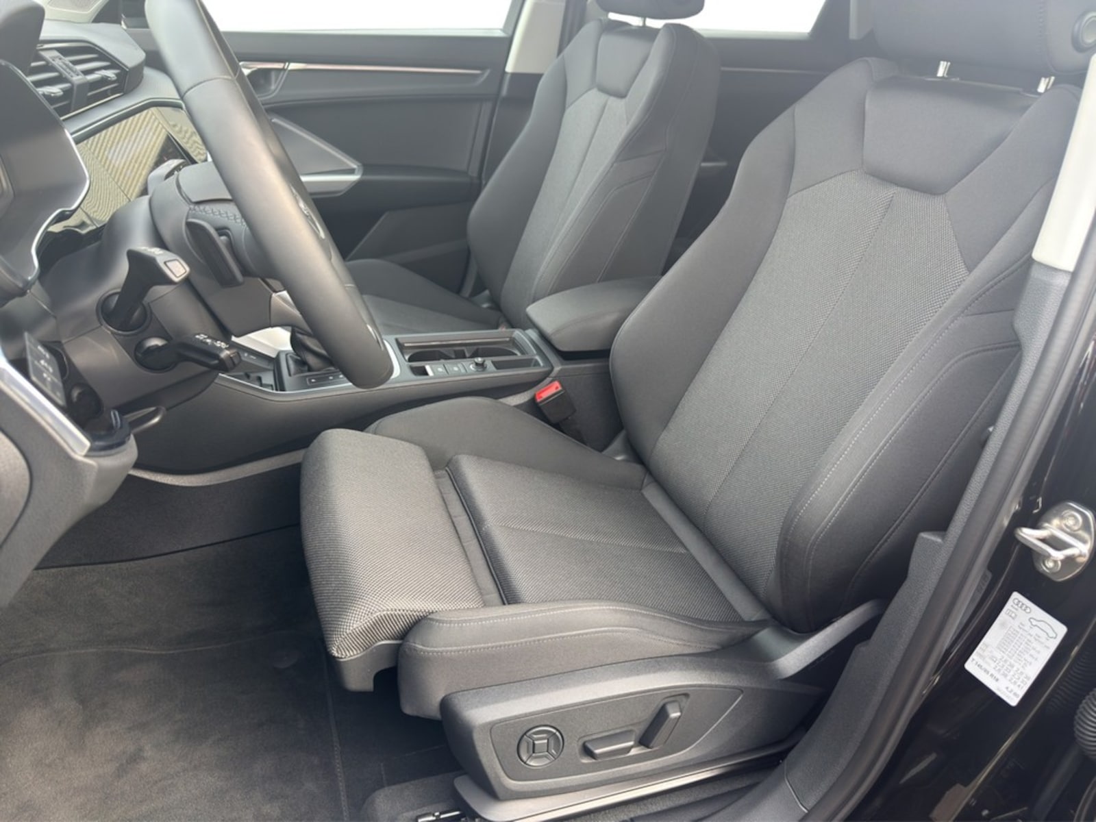 Audi Q3 – Bild 12