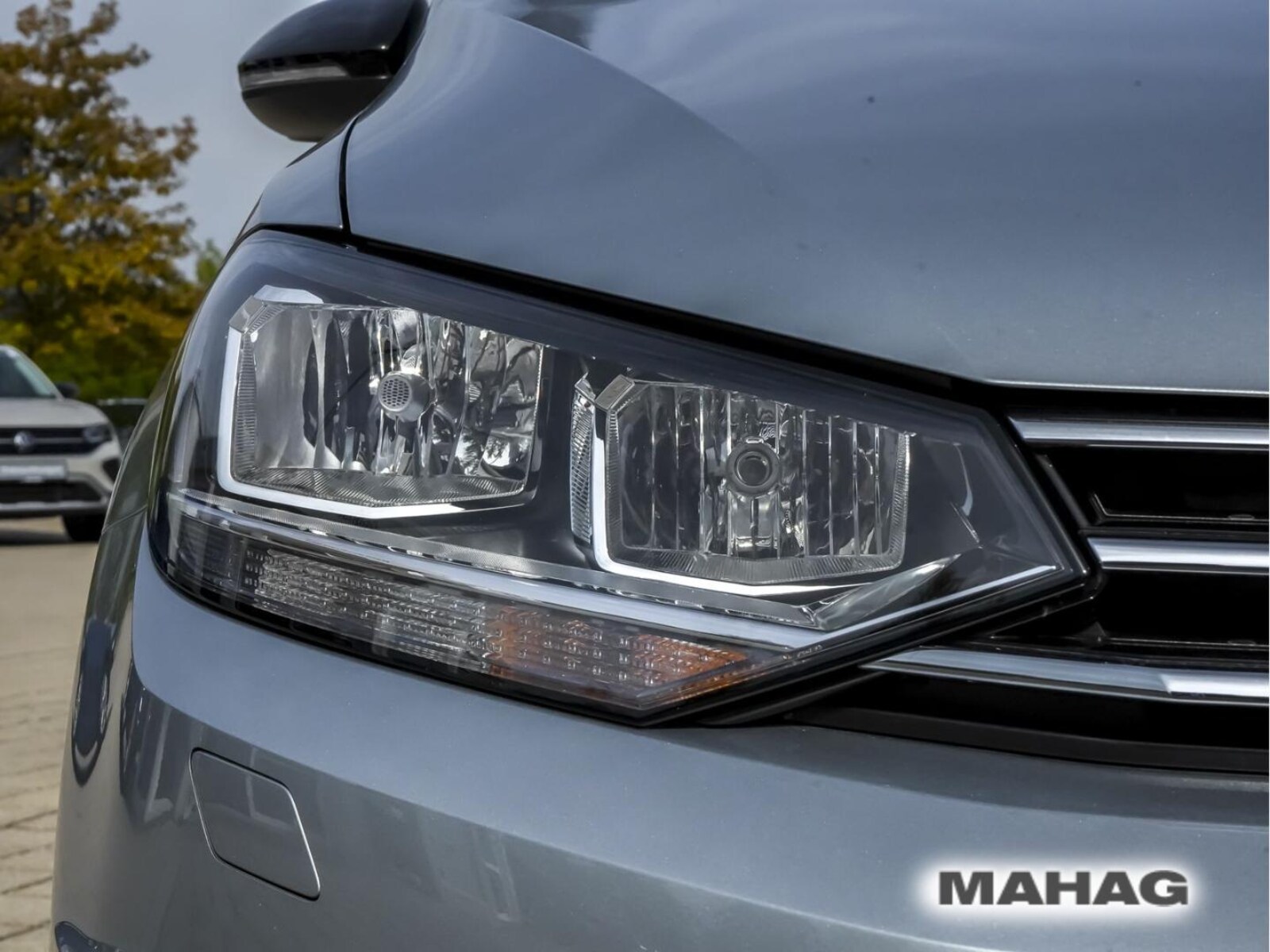 Volkswagen Touran – Bild 8
