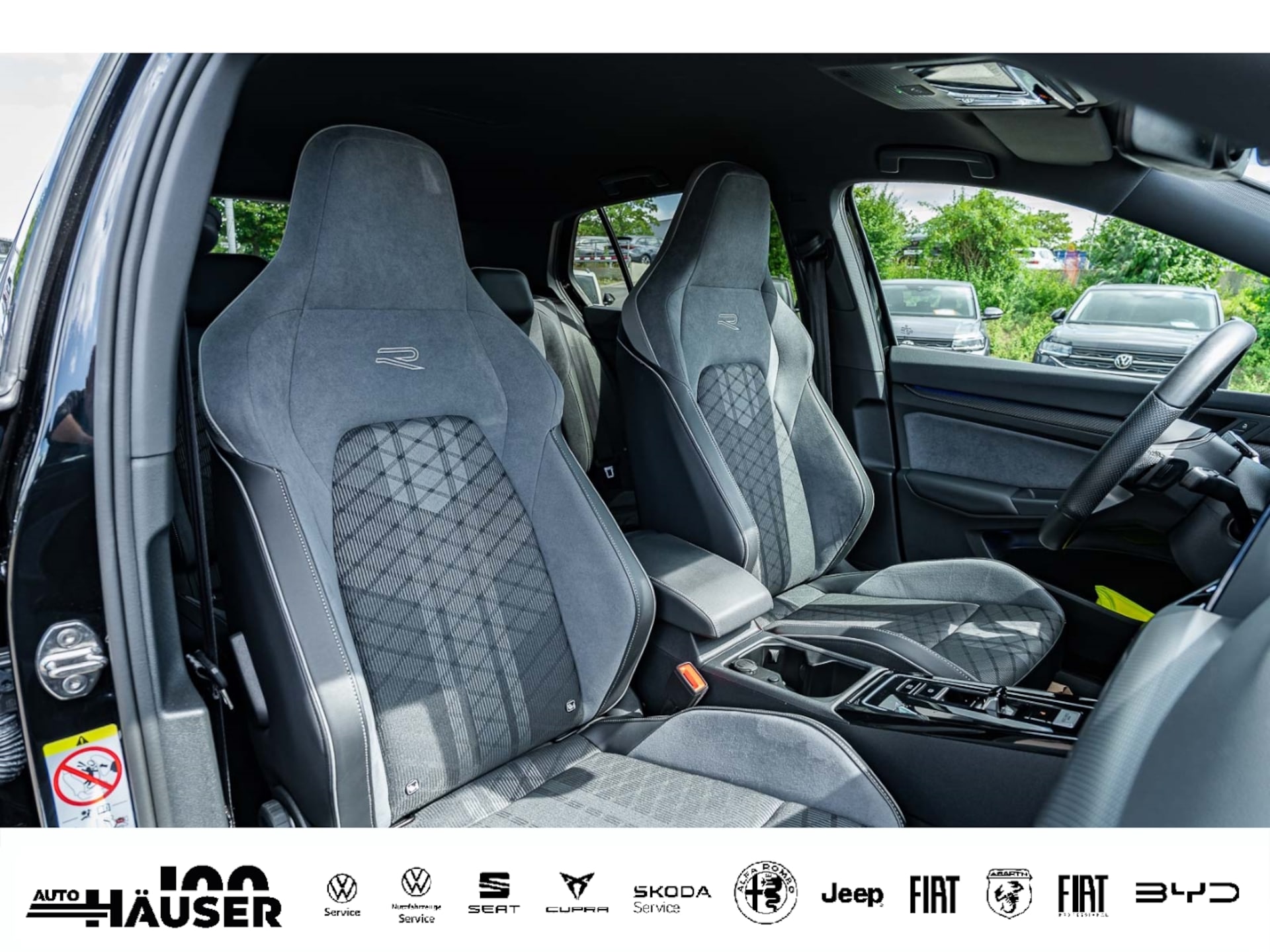 Volkswagen Golf R-Line