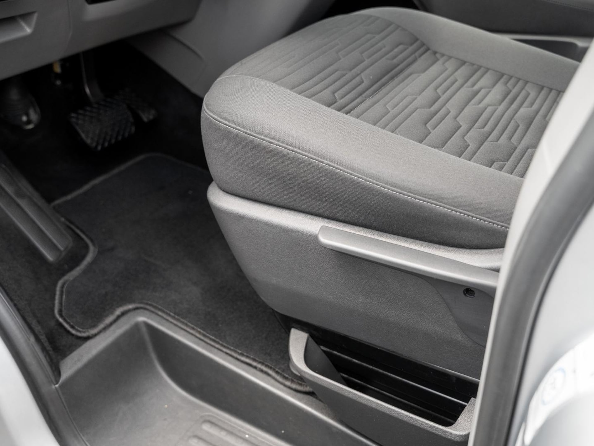 Volkswagen T6.1 Caravelle kurzer Radstand Comfortline