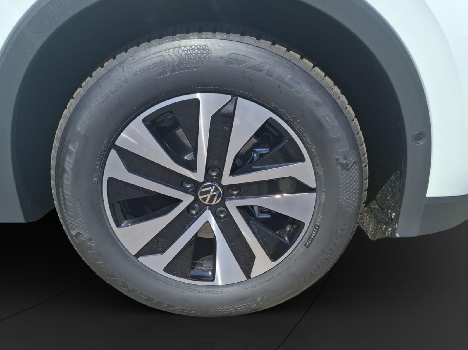Volkswagen Tiguan – Bild 11