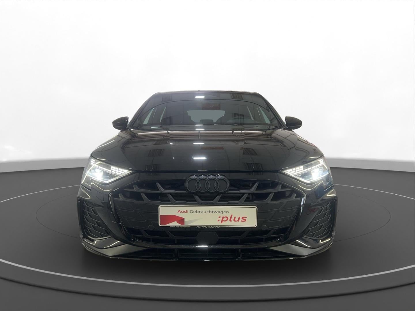 Bild über Audi A3 Sportback TFSI quattro S tronic - für weitere Informationen kontaktieren Sie den Audi Partner