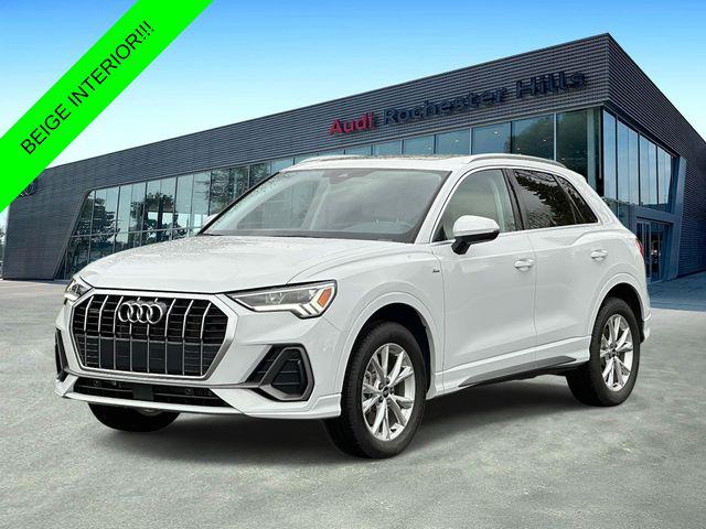 2025 Audi Q3 45 TFSI S Line Premium quattro's photo