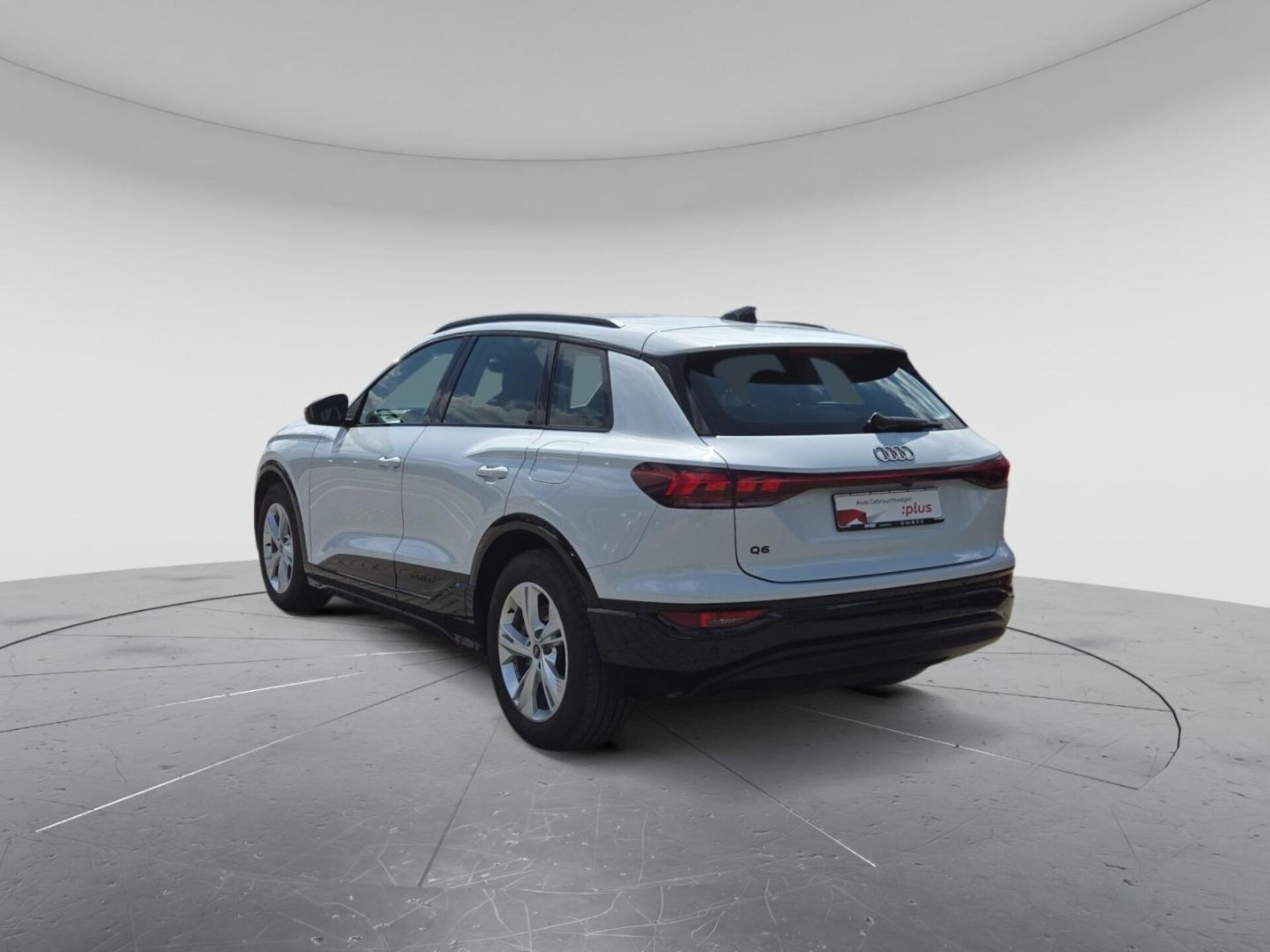 Audi Q6 SUV e-tron