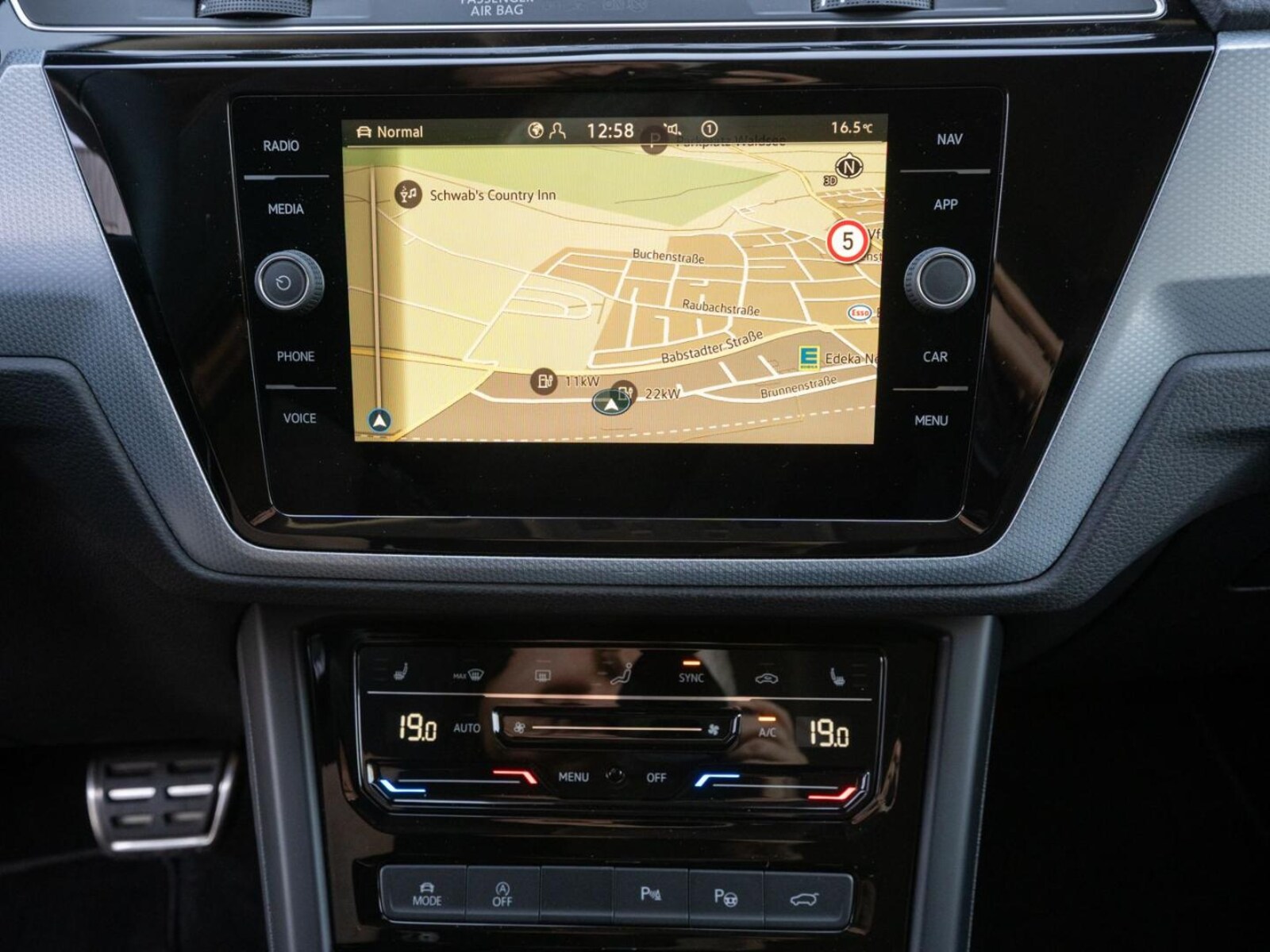 Volkswagen Touran – Bild 13