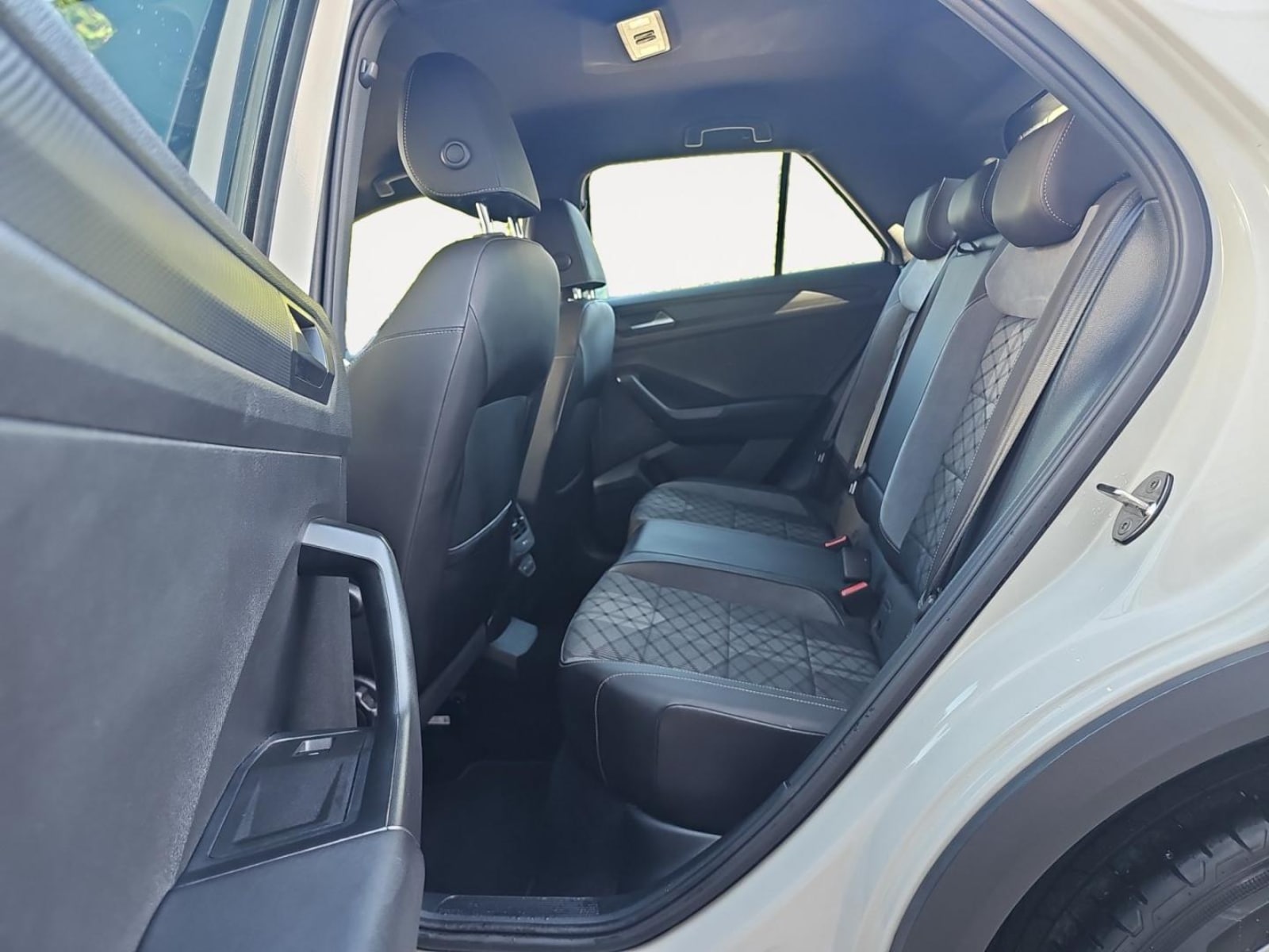 Volkswagen T-Roc – Bild 9