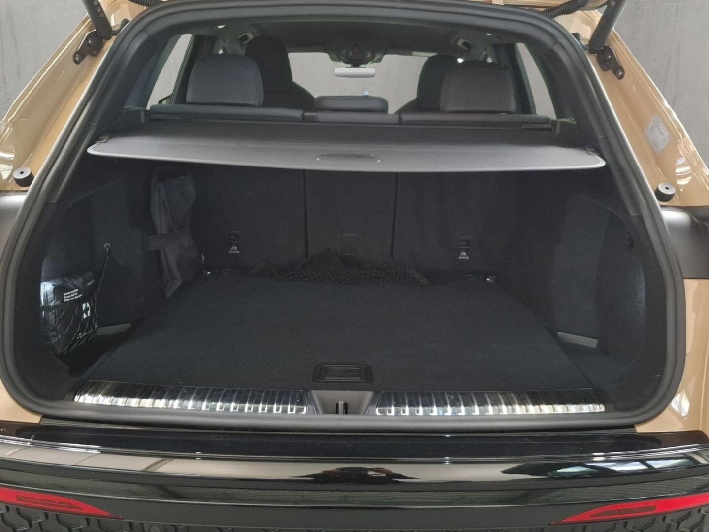 Bild über Audi Q5 SUV TDI quattro 150 kW S tronic - für weitere Informationen kontaktieren Sie den Audi Partner