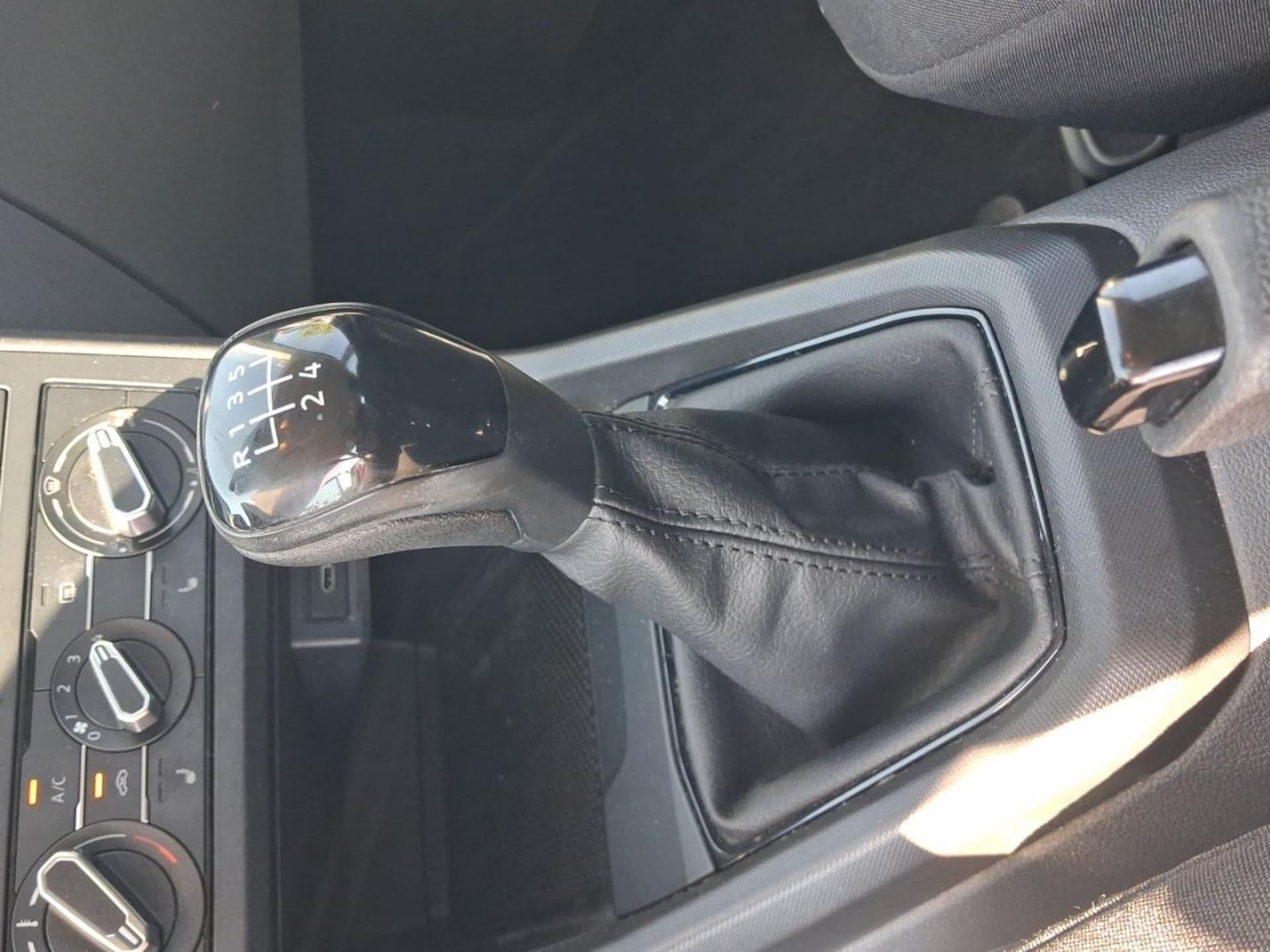 Volkswagen T-Cross Basis-Modell