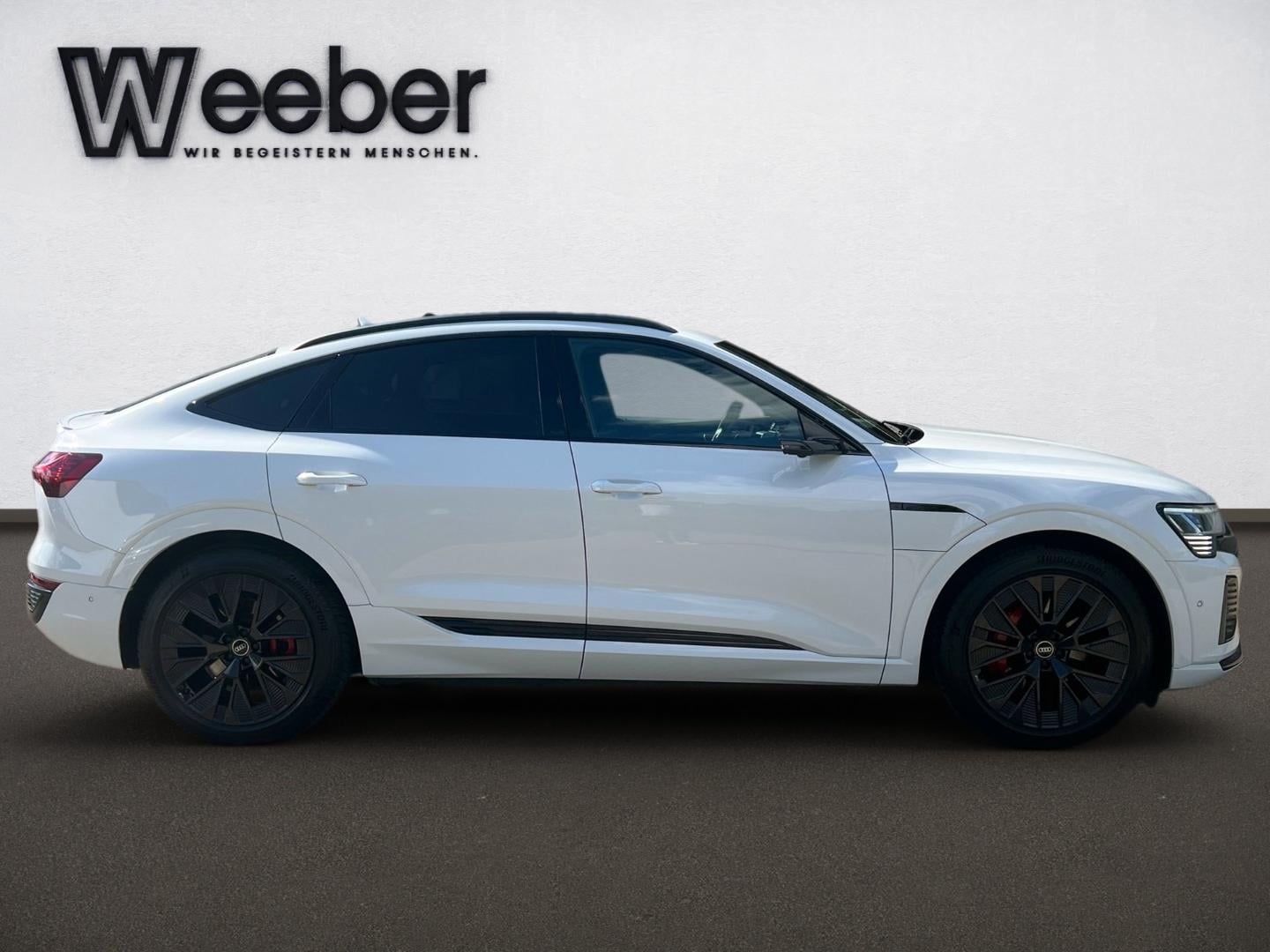 Bild über Audi Q8 Sportback e-tron S line 55 e-tron quattro - für weitere Informationen kontaktieren Sie den Audi Partner