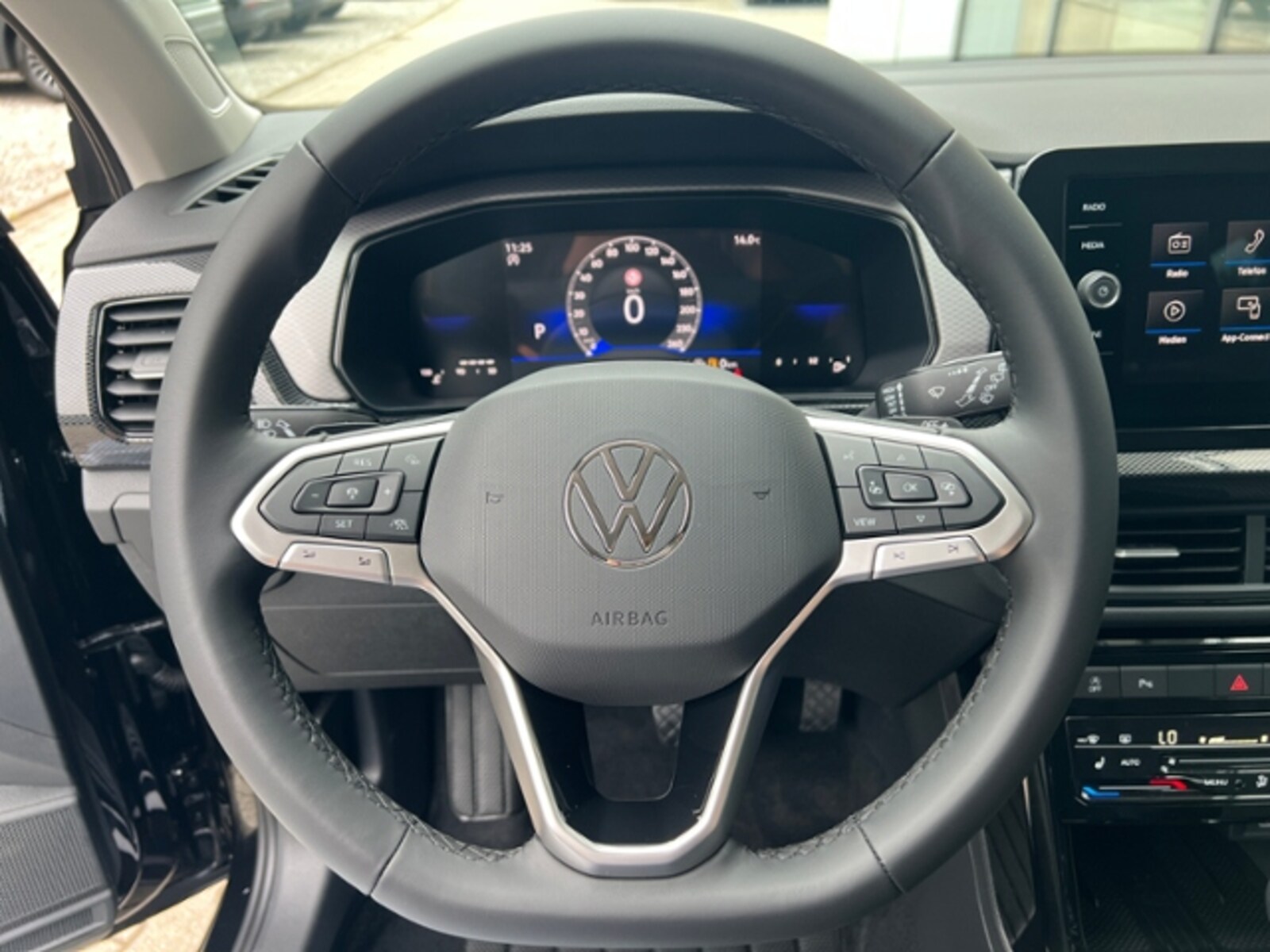 Volkswagen T-Cross – Bild 11