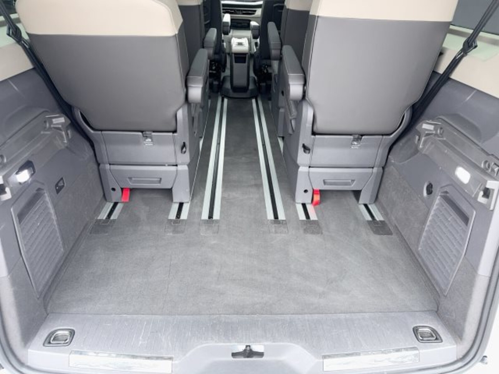 Volkswagen Multivan Langversion – Bild 15