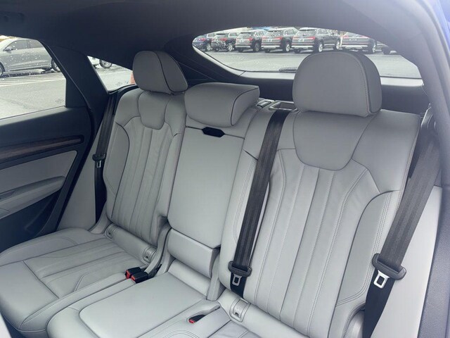 2023 Audi Q5 Sportback Premium - Photo 32