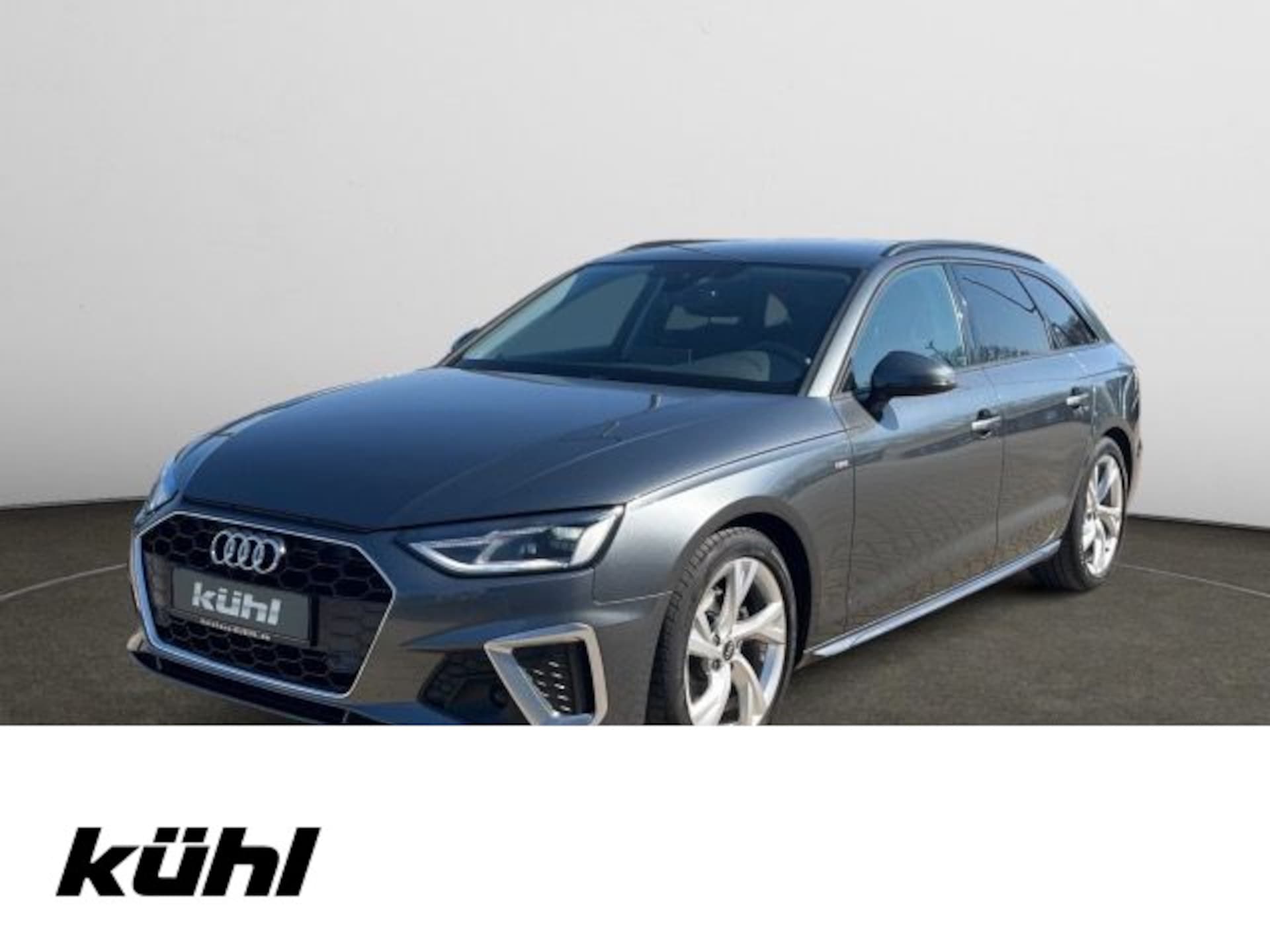 Audi A4 Avant S line