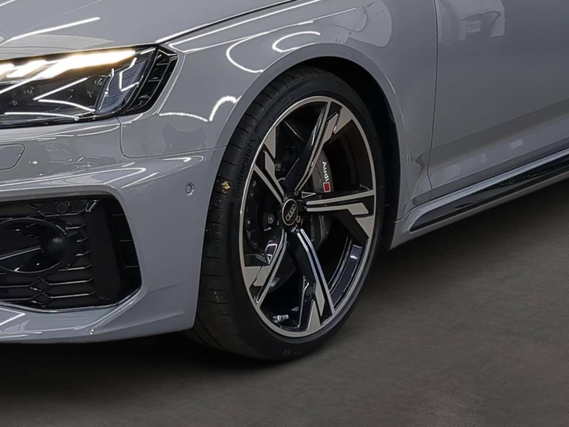 Audi RS 4 Avant