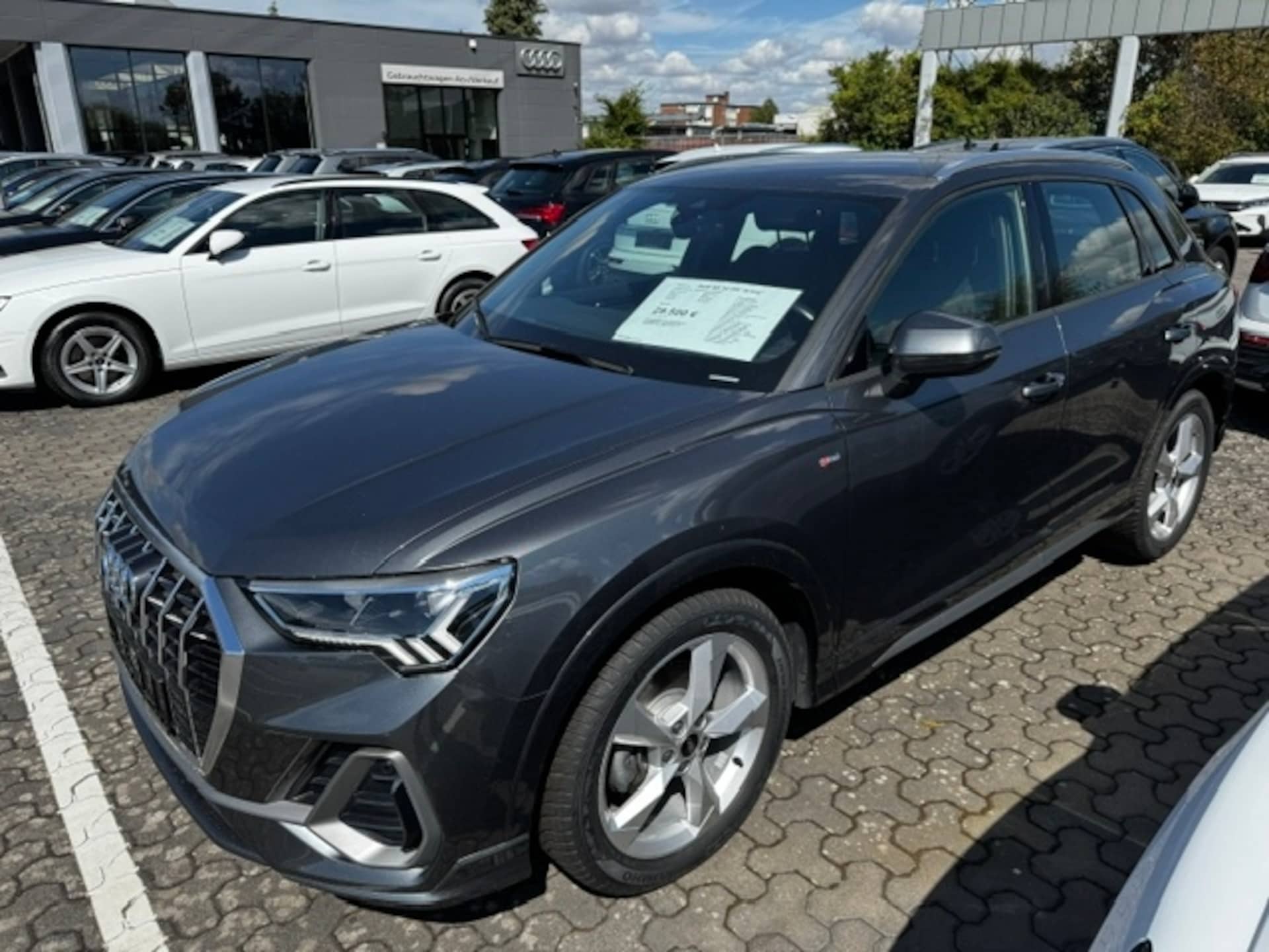 Audi Q3 SUV S line