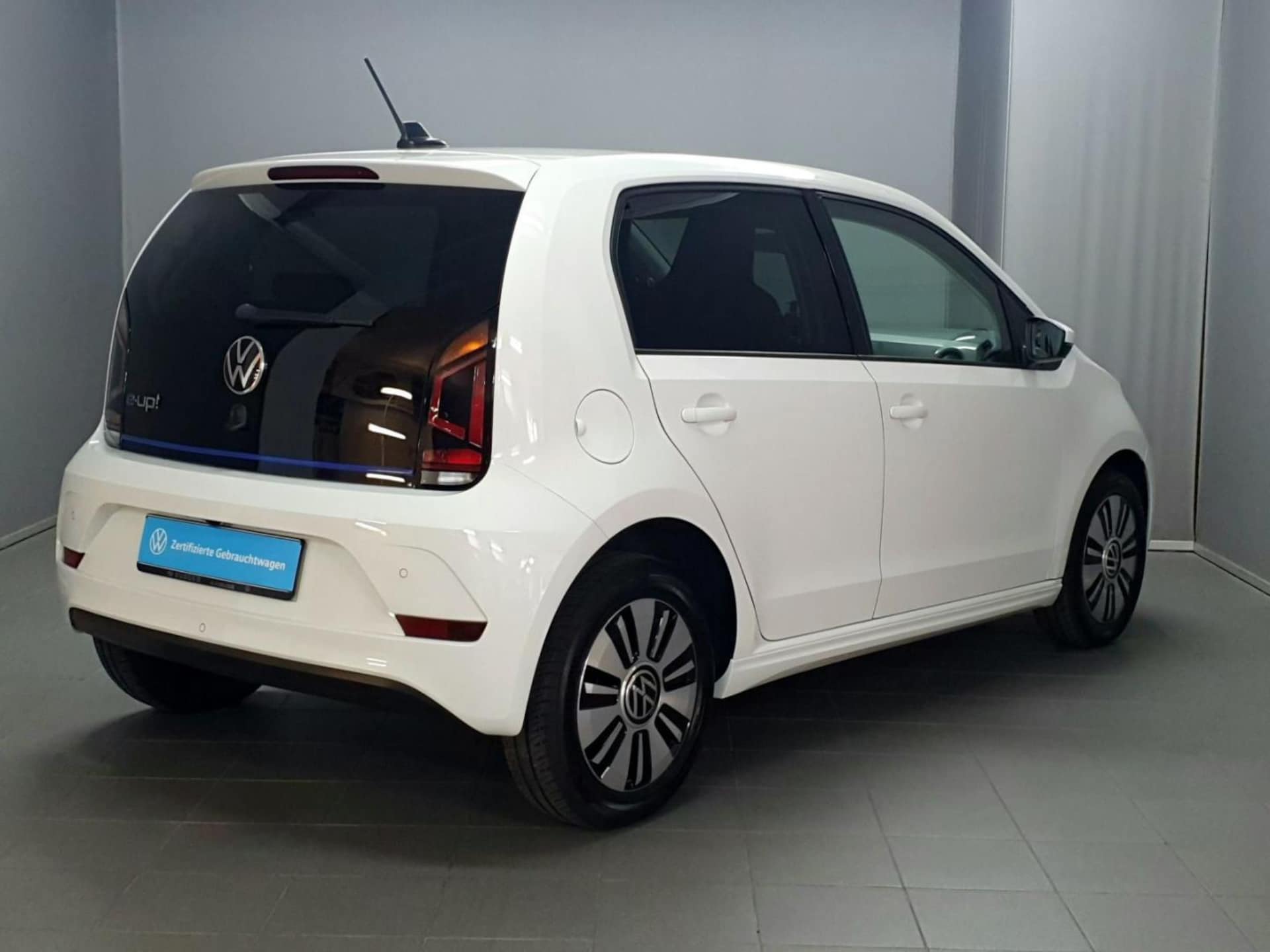 Volkswagen e-up! Style "Plus"