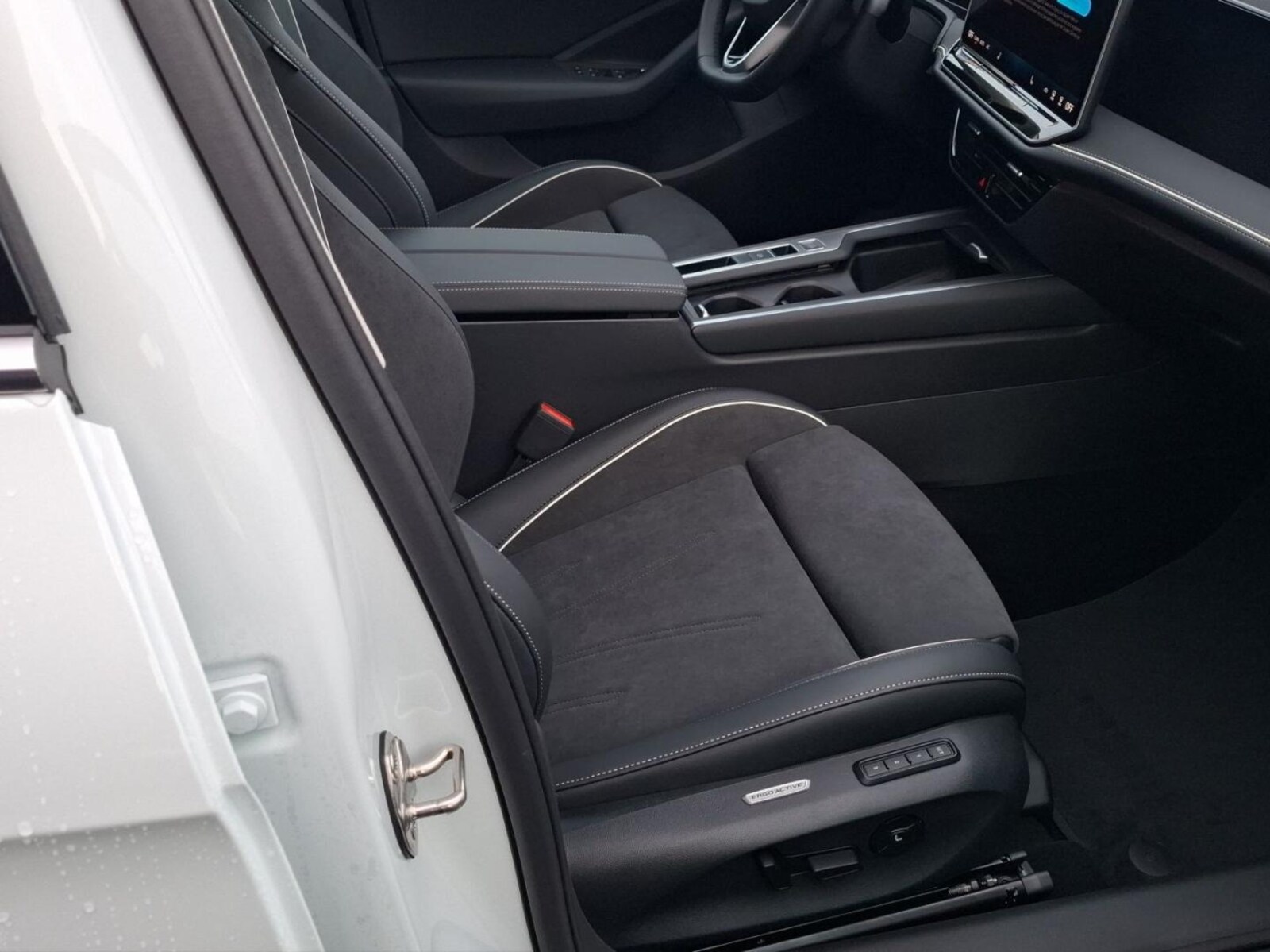 Volkswagen Passat – Bild 9