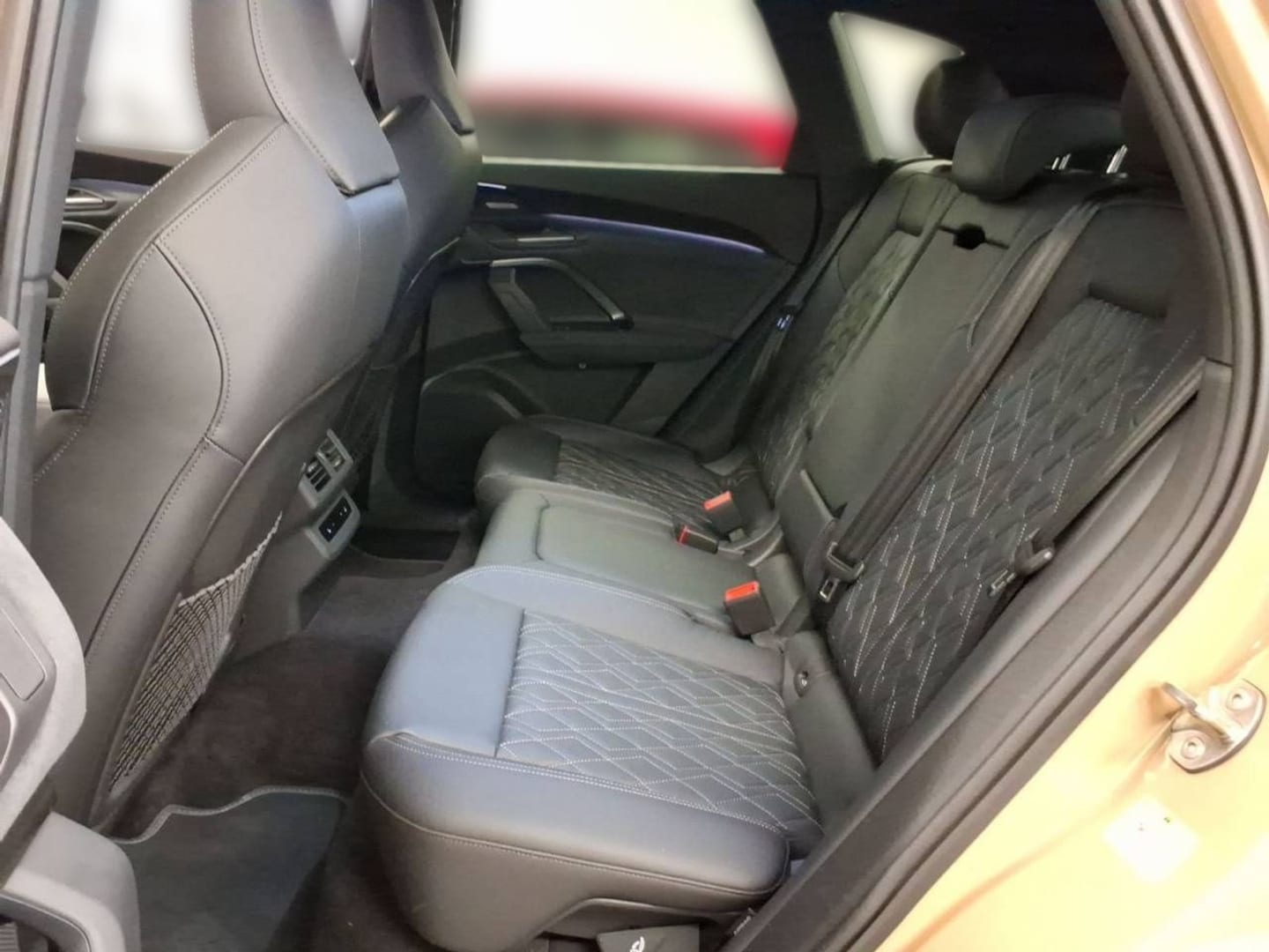 Bild über Audi SQ5 SUV TFSI 270 kW S tronic - für weitere Informationen kontaktieren Sie den Audi Partner