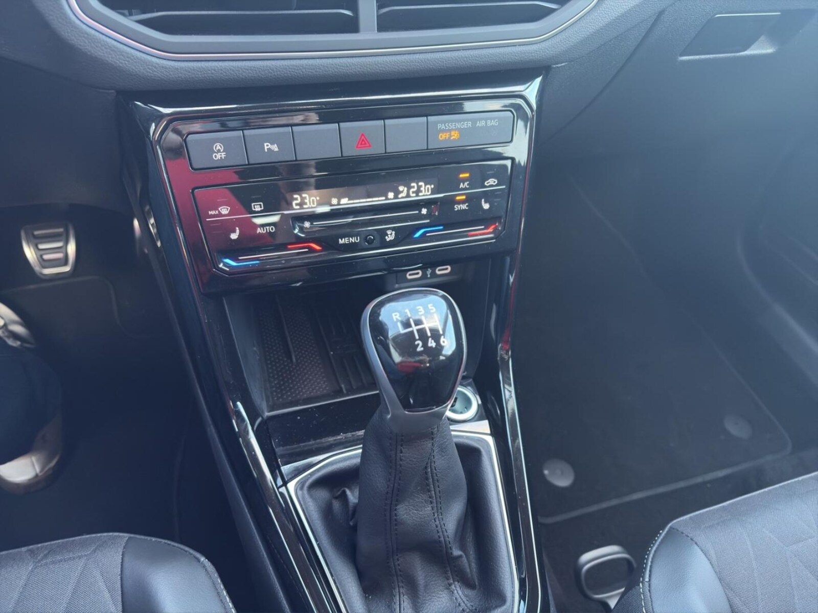 Volkswagen T-Cross – Bild 11