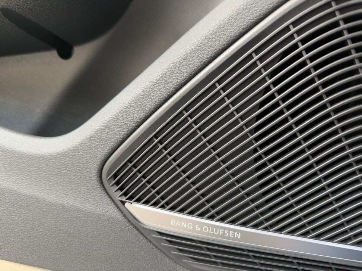 Image about Audi RS 4 Avant TFSI quattro tiptronic