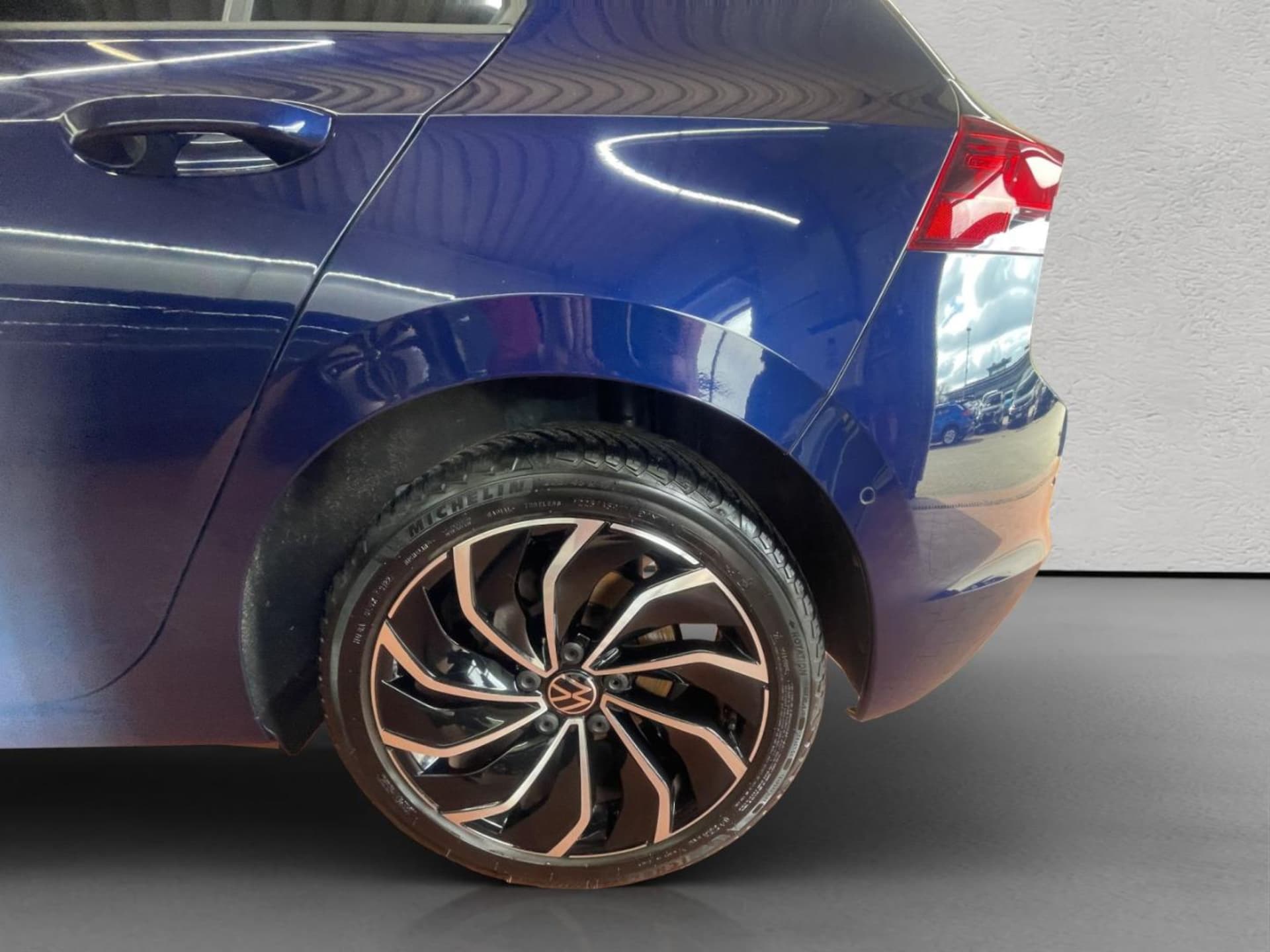 Volkswagen Golf Active