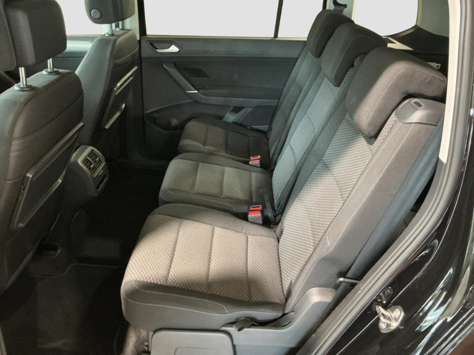Volkswagen Touran – Bild 11