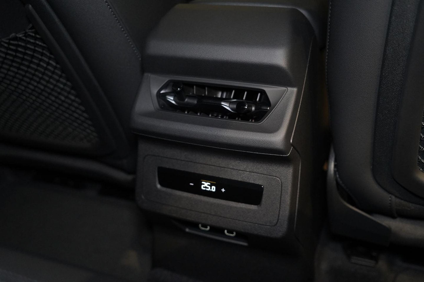 Image about Audi Q6 SUV e-tron e-tron